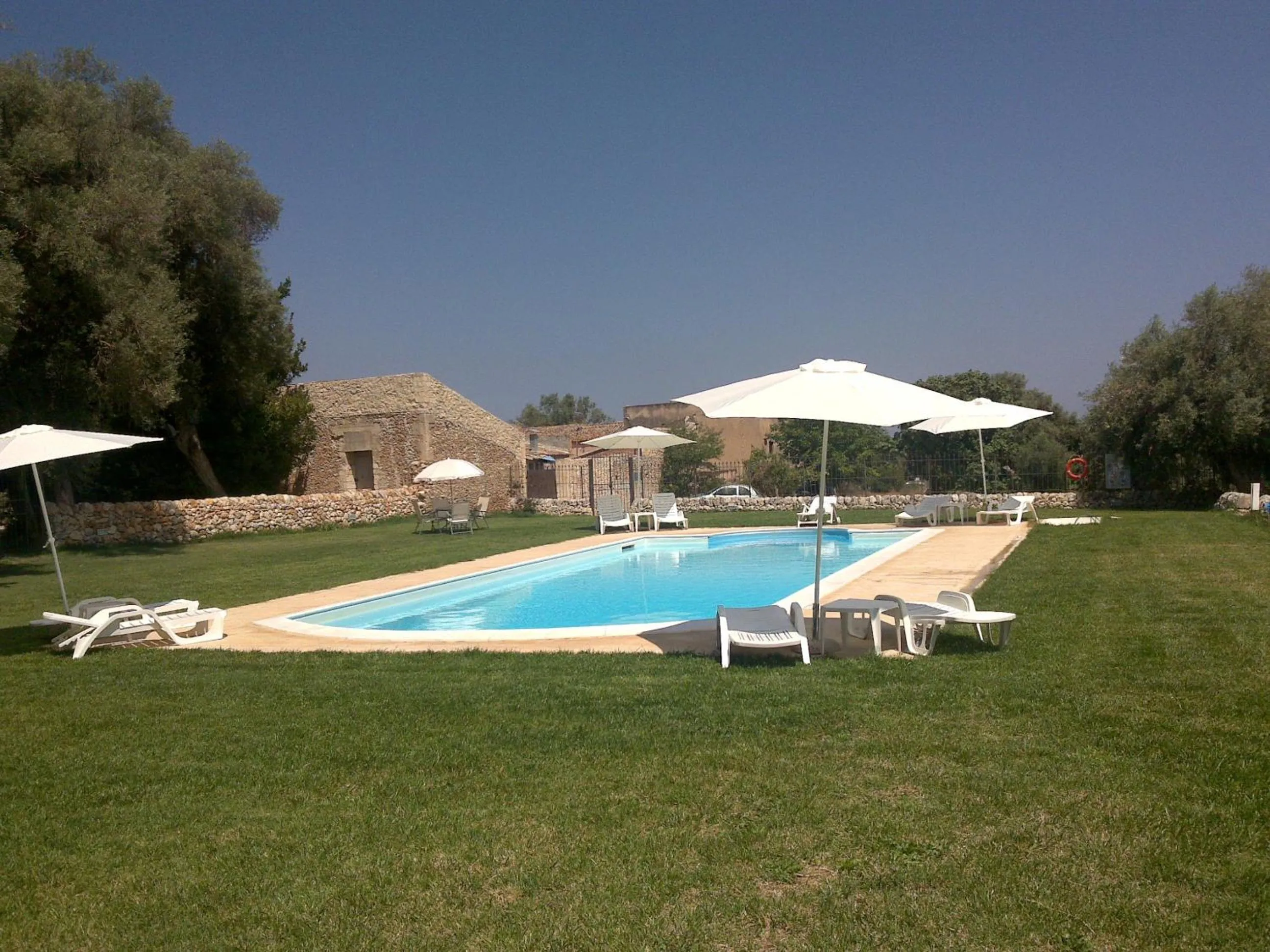 Swimming pool in Masseria Case Damma