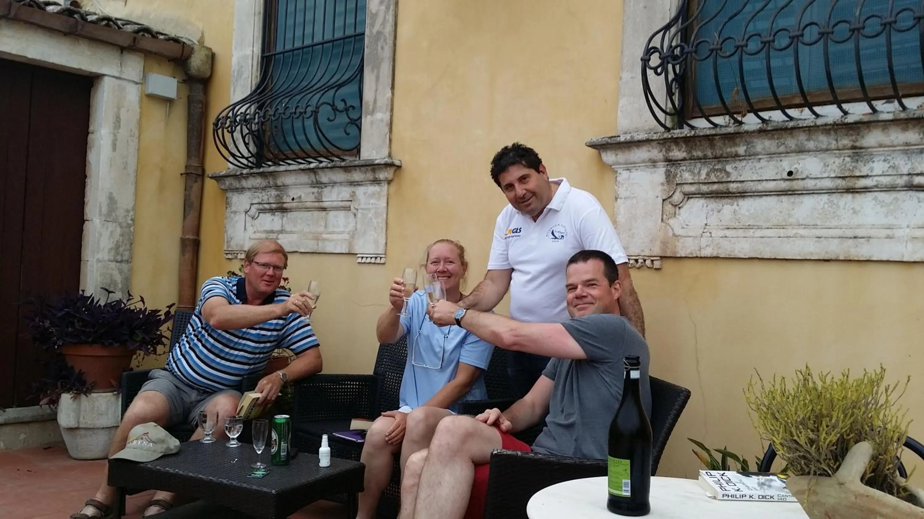 group of guests in Masseria Case Damma