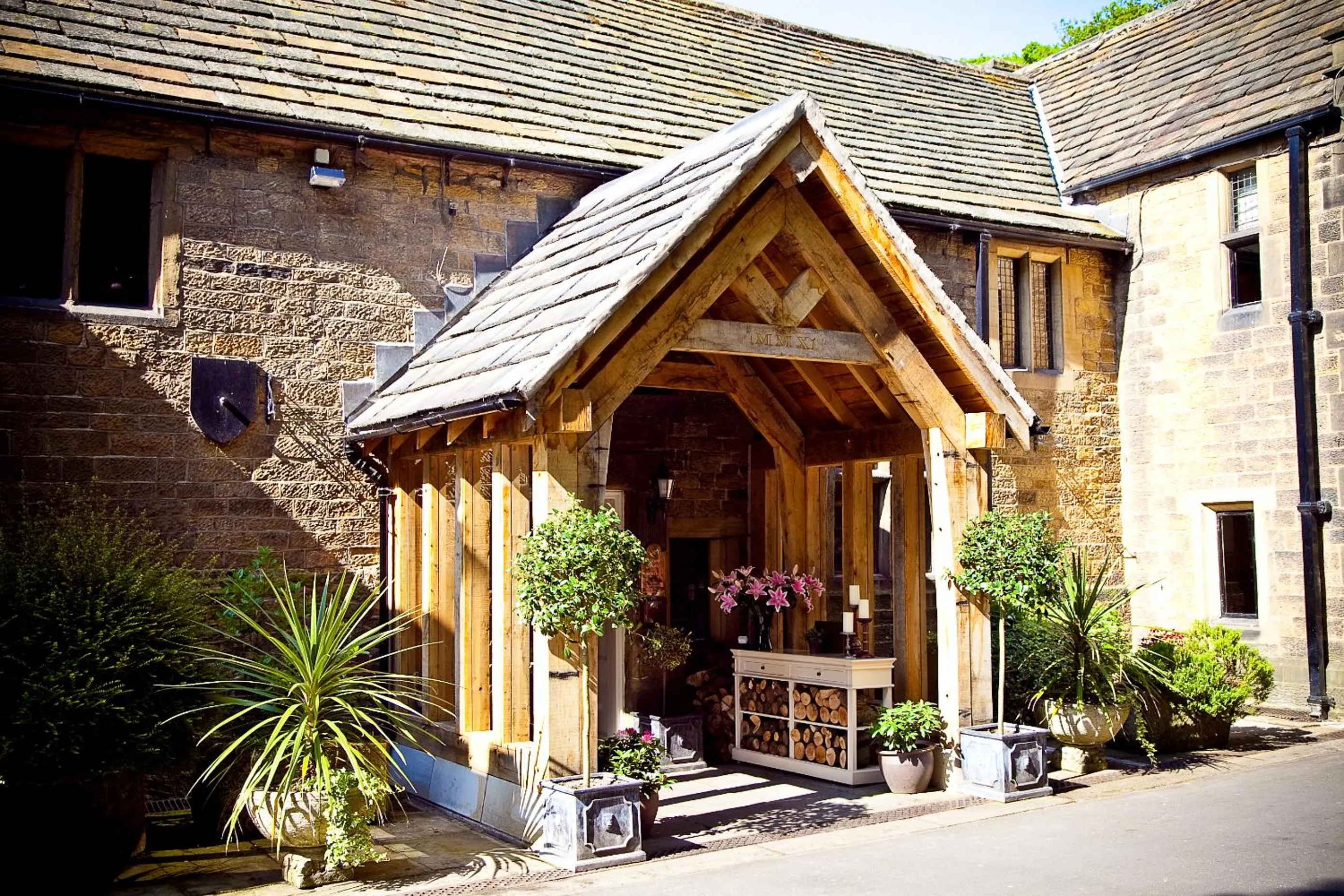 Facade/entrance in Whitley Hall Hotel