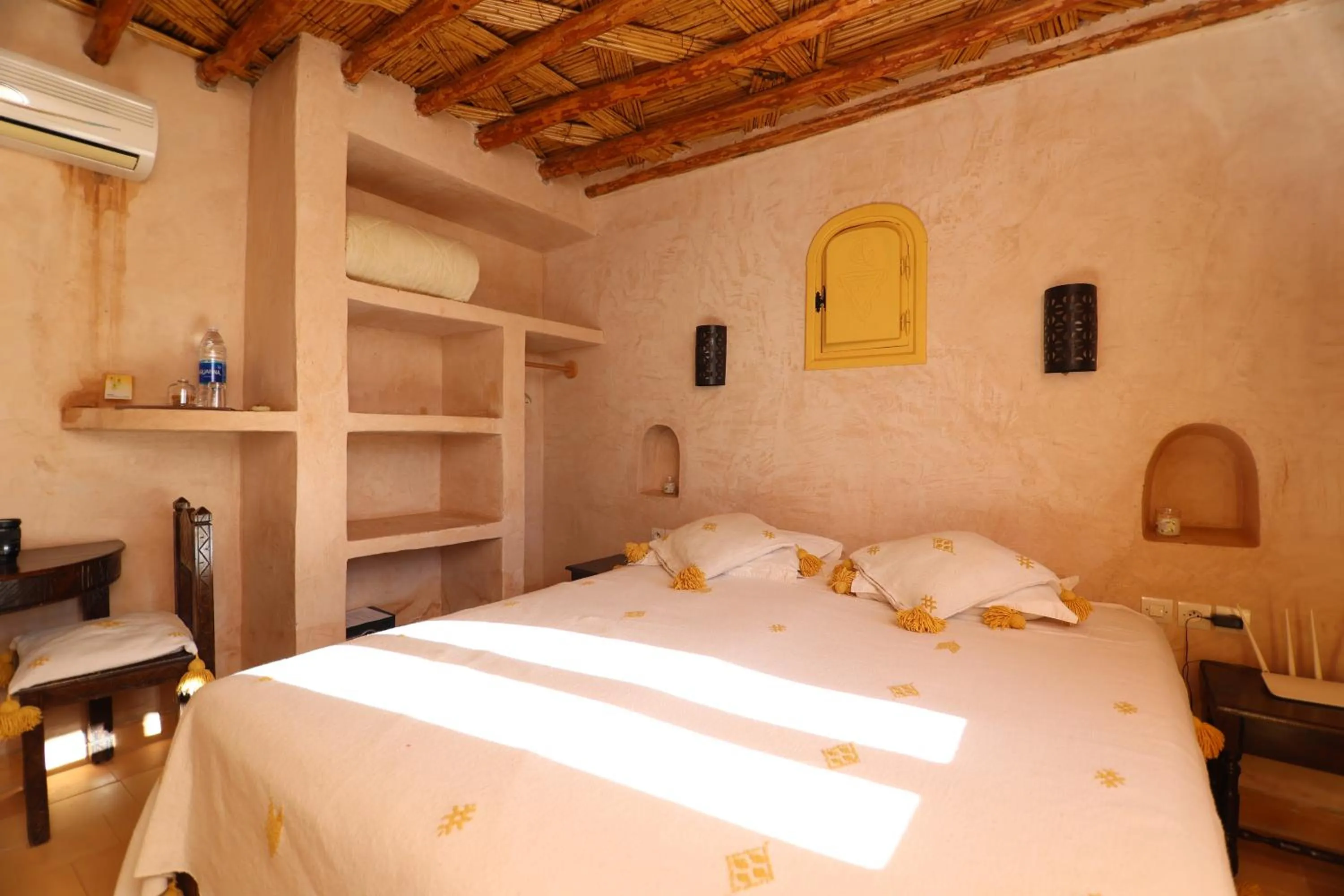 Bed in Paradis Nomade