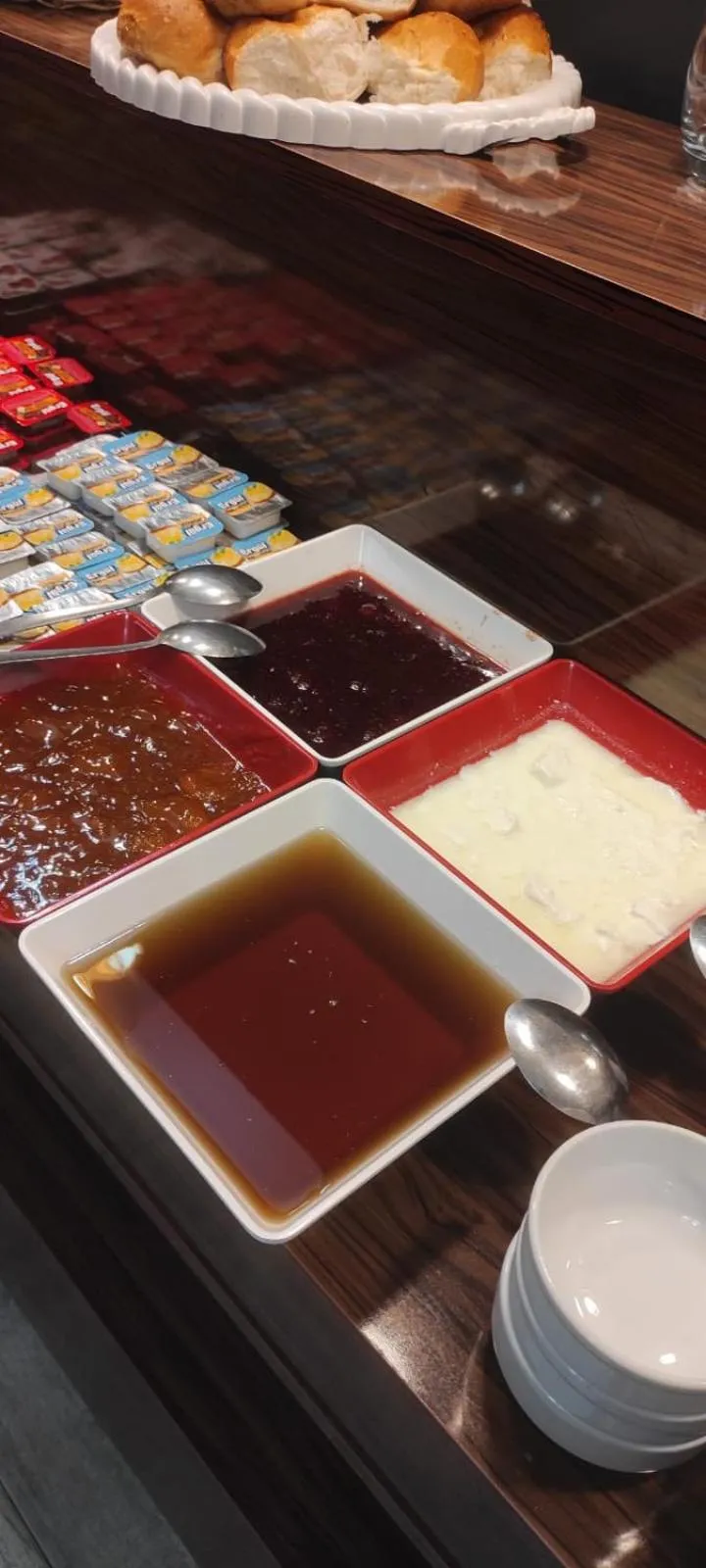 Restaurant/places to eat in VERSİON HOTEL