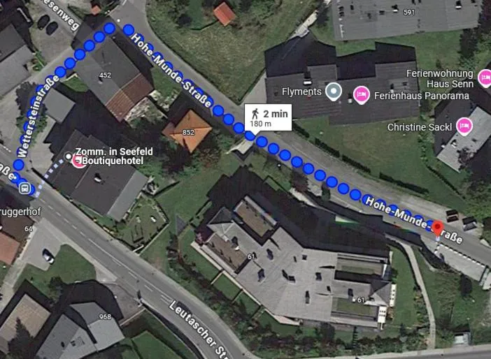 Text overlay in Boutiquehotel ZOMM in Seefeld