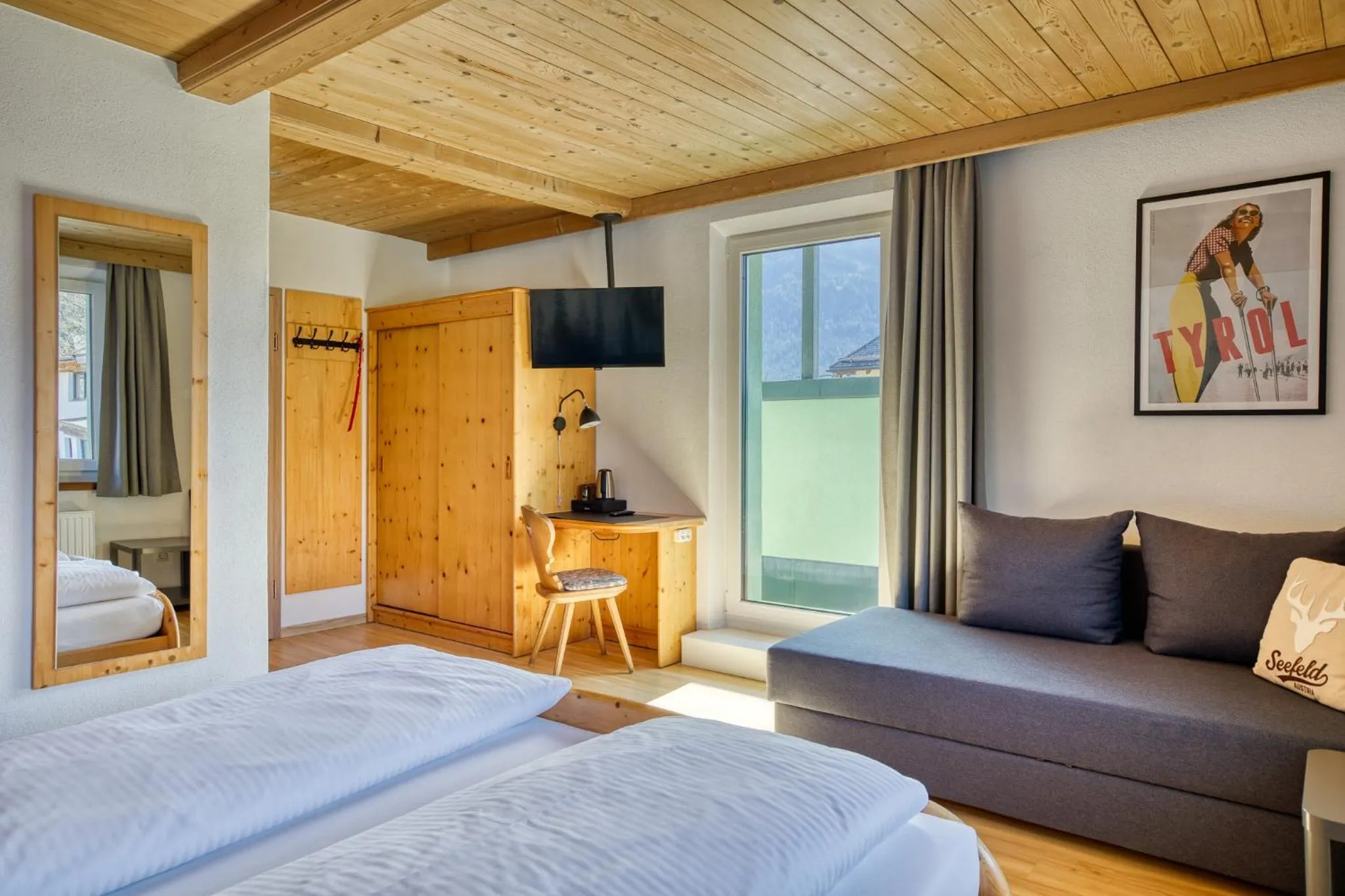 Bed in Boutiquehotel ZOMM in Seefeld