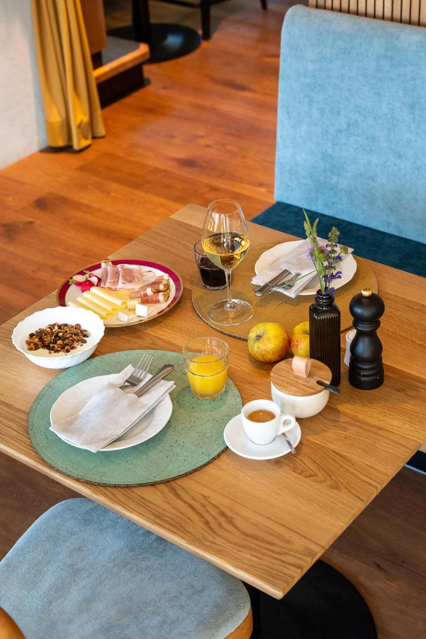 Continental breakfast in Boutiquehotel ZOMM in Seefeld