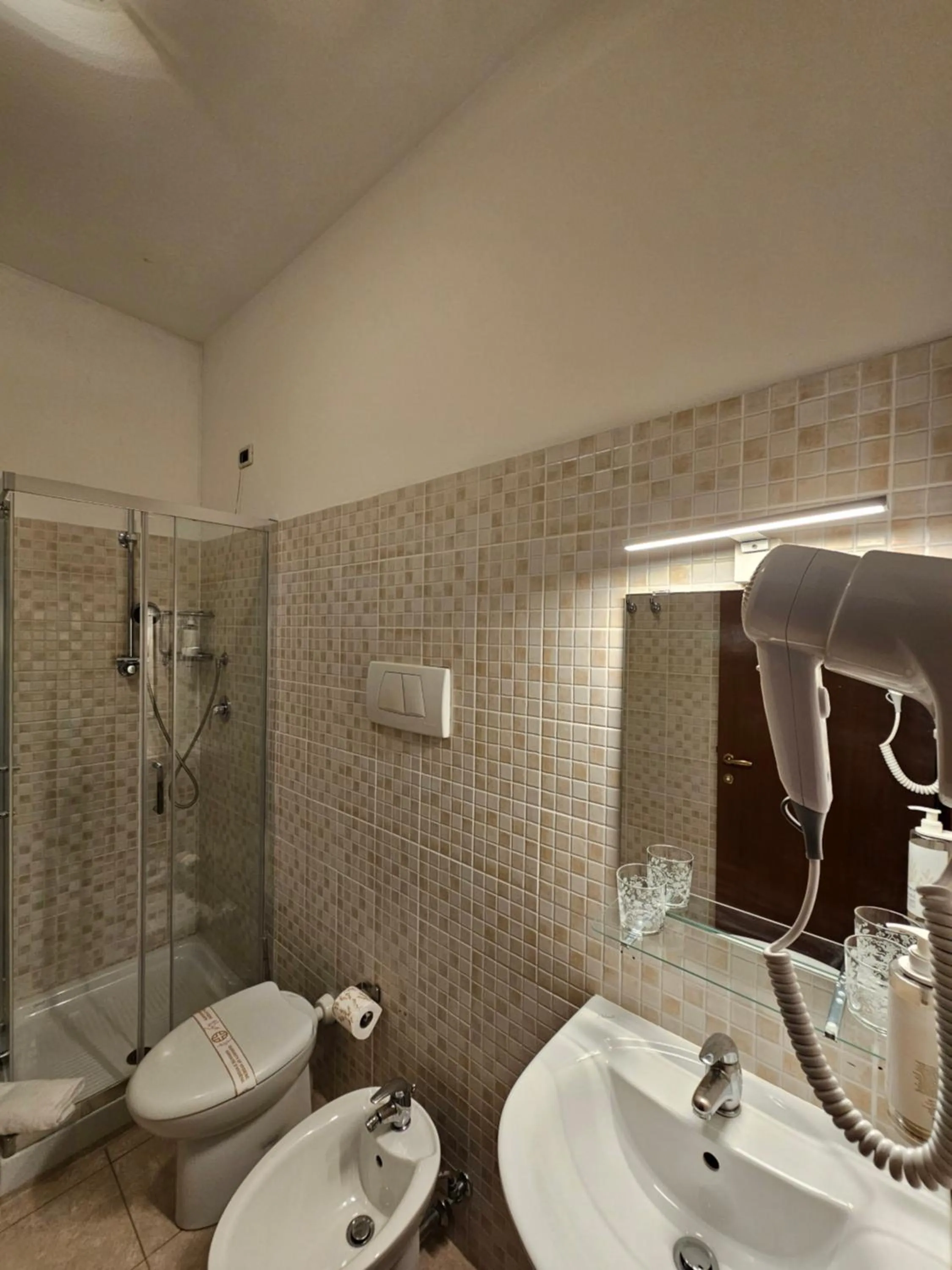 Shower in Antica Raffineria