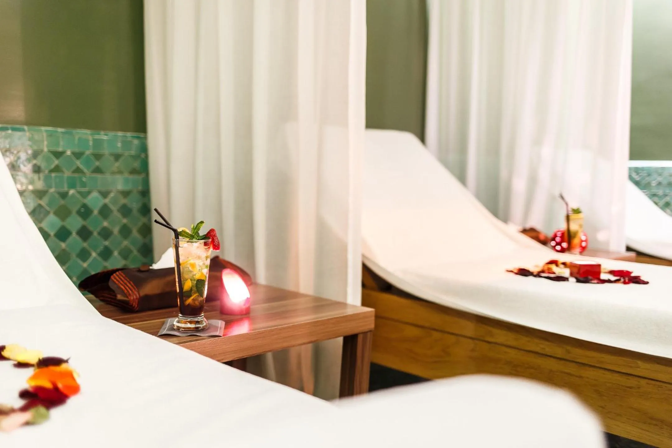 Spa and wellness centre/facilities, Bed in Palais Faraj Suites & Spa