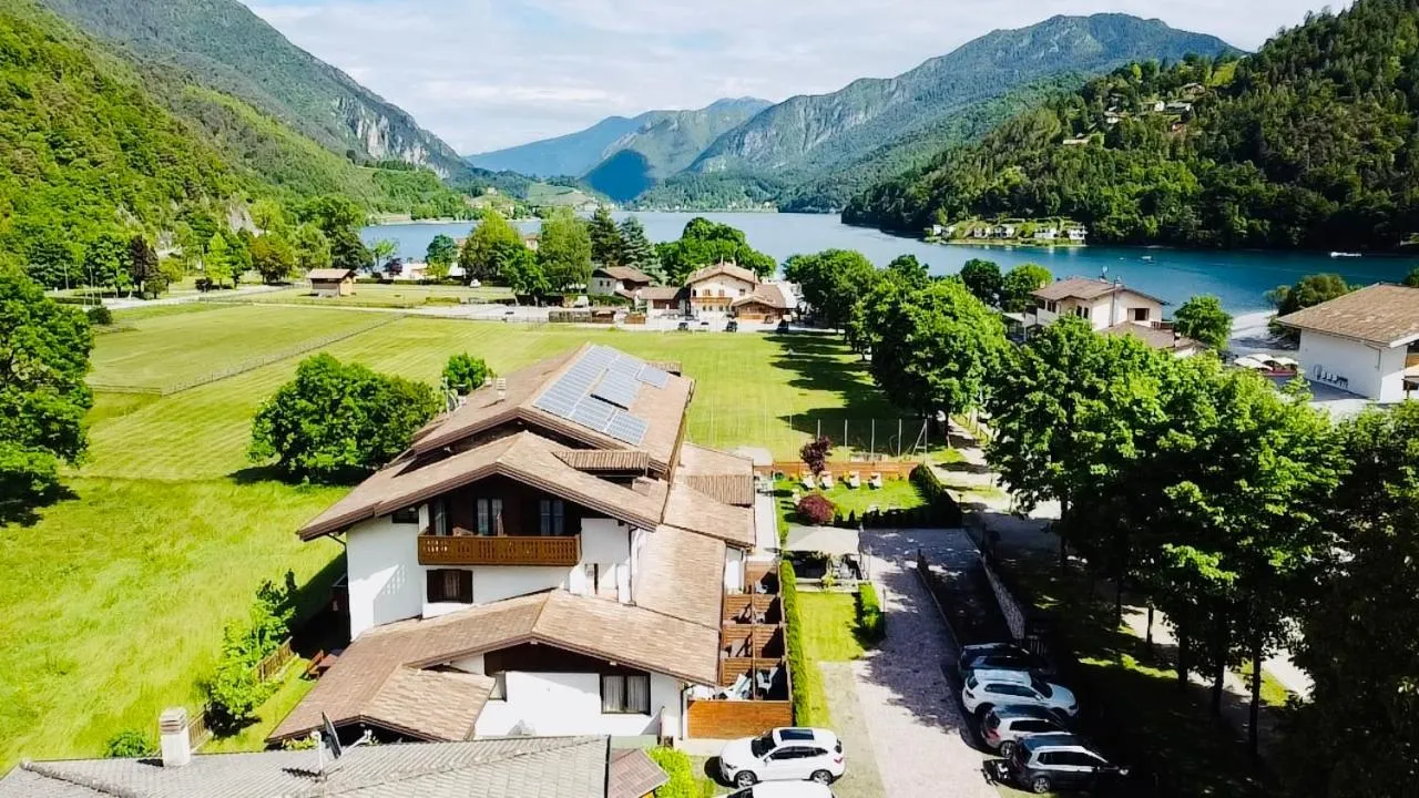 Property building in Hotel Garni My Ledro