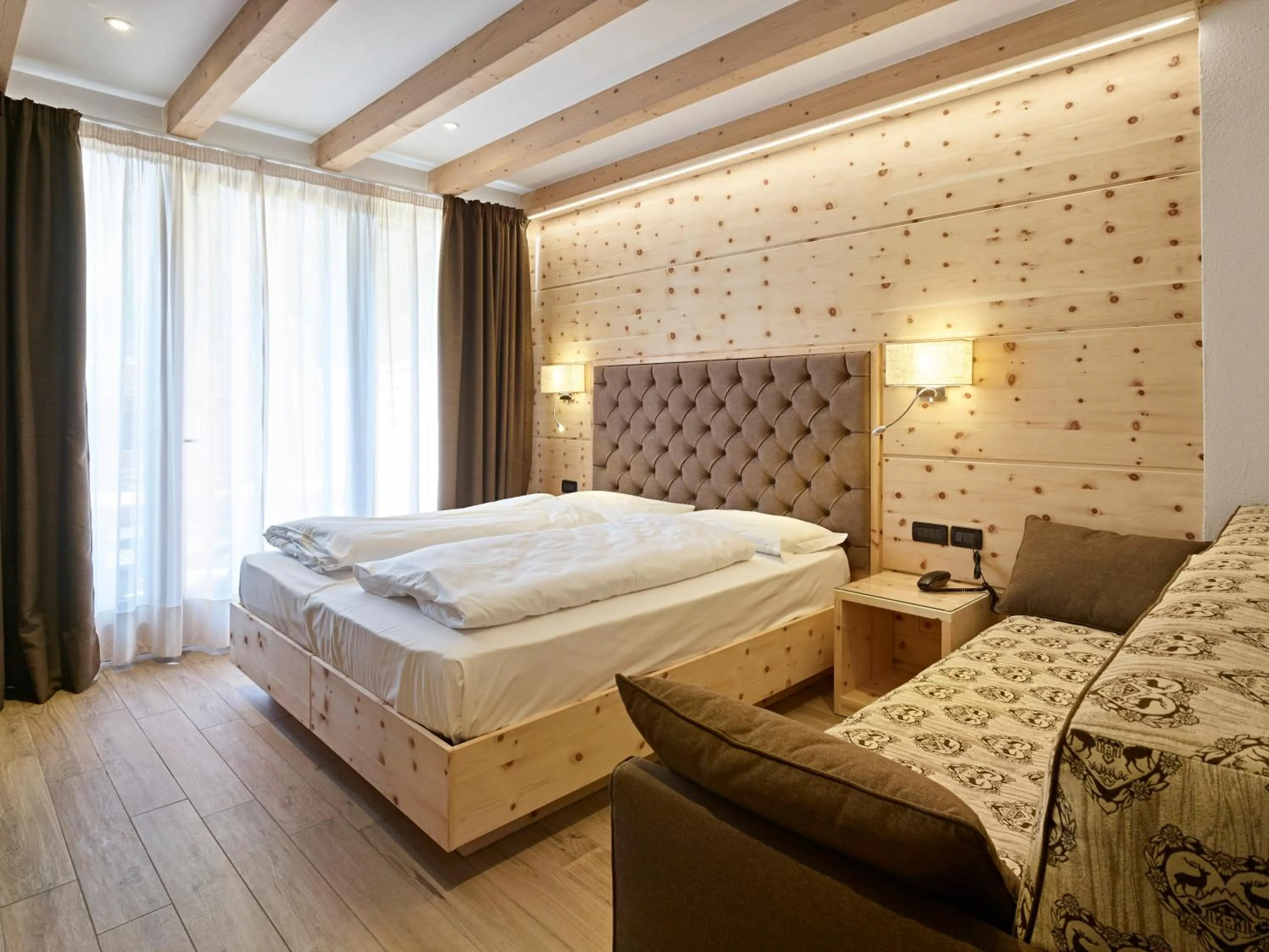 Photo of the whole room, Bed in Hotel Garni My Ledro
