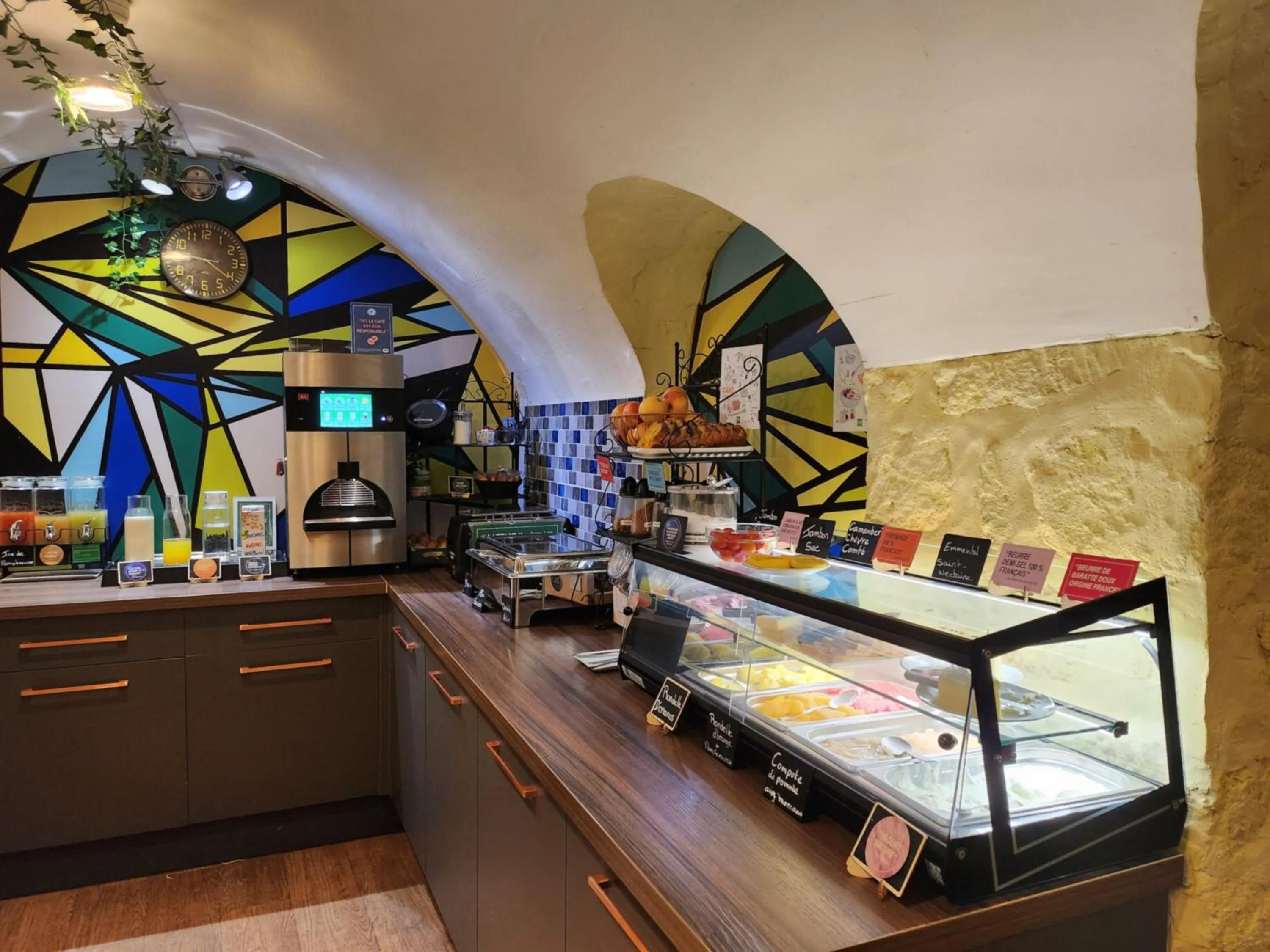 Breakfast in ibis Styles Paris Maine Montparnasse