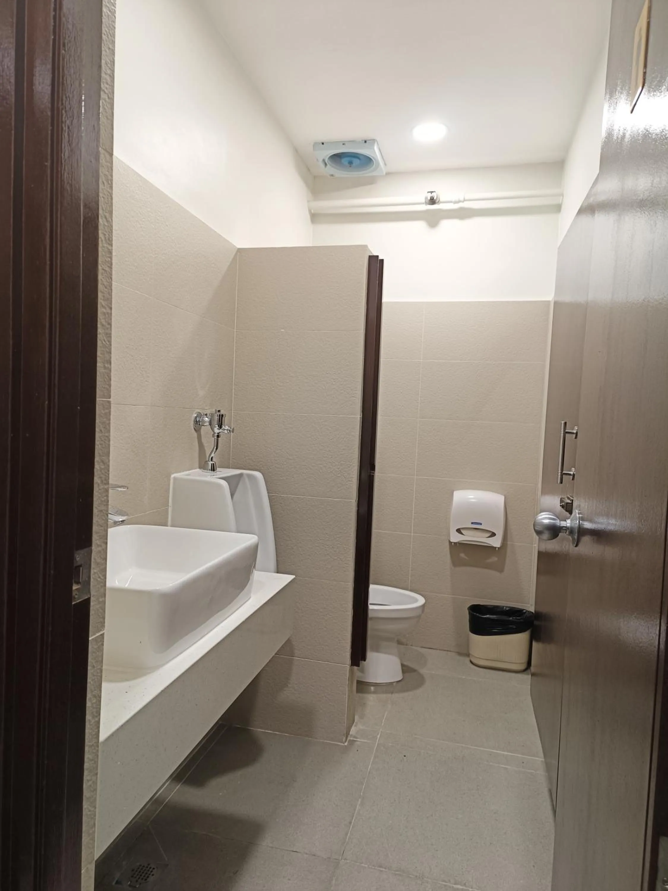 Meeting/conference room in Tropicana Suites