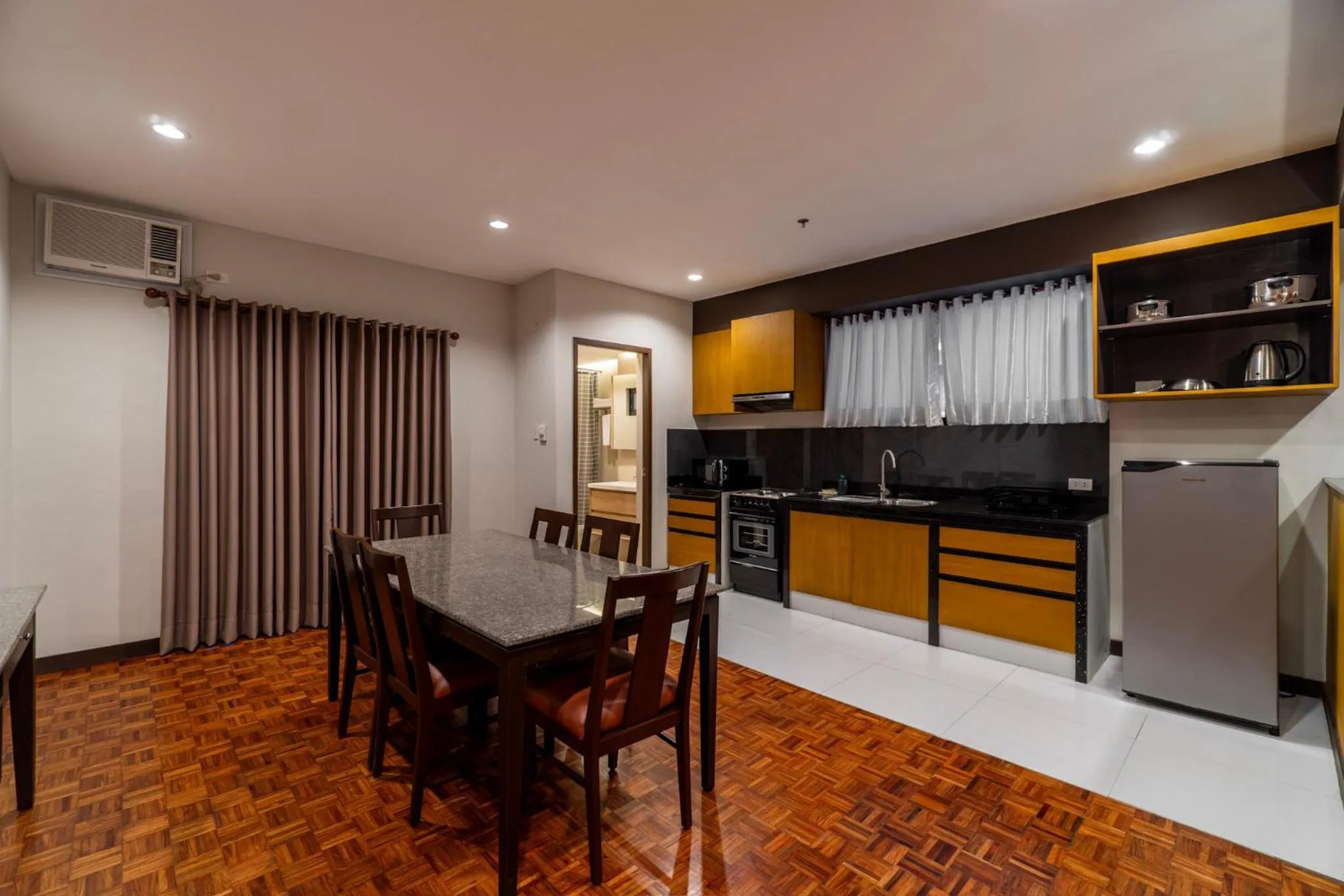 Dining area in Tropicana Suites