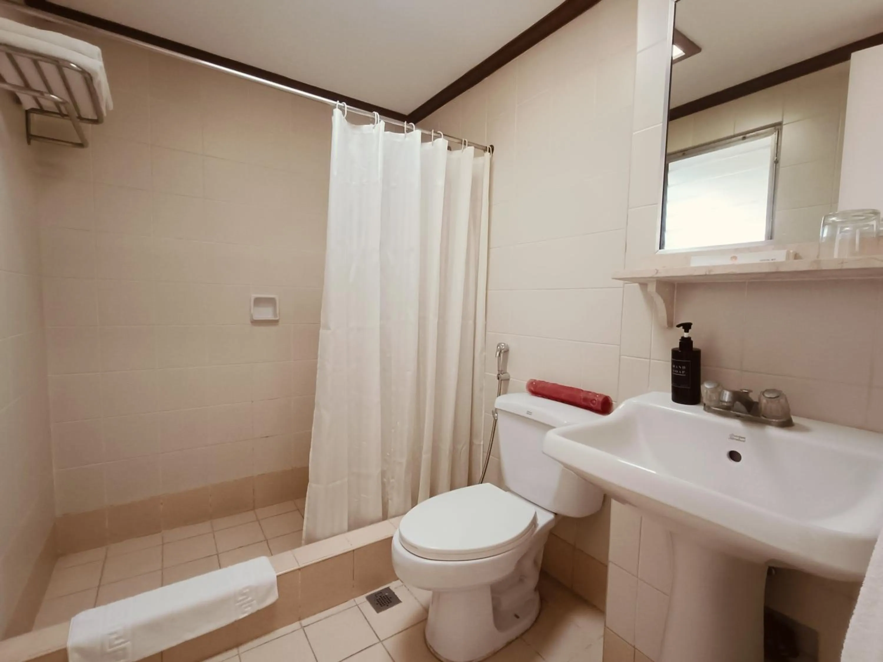 Shower in Tropicana Suites