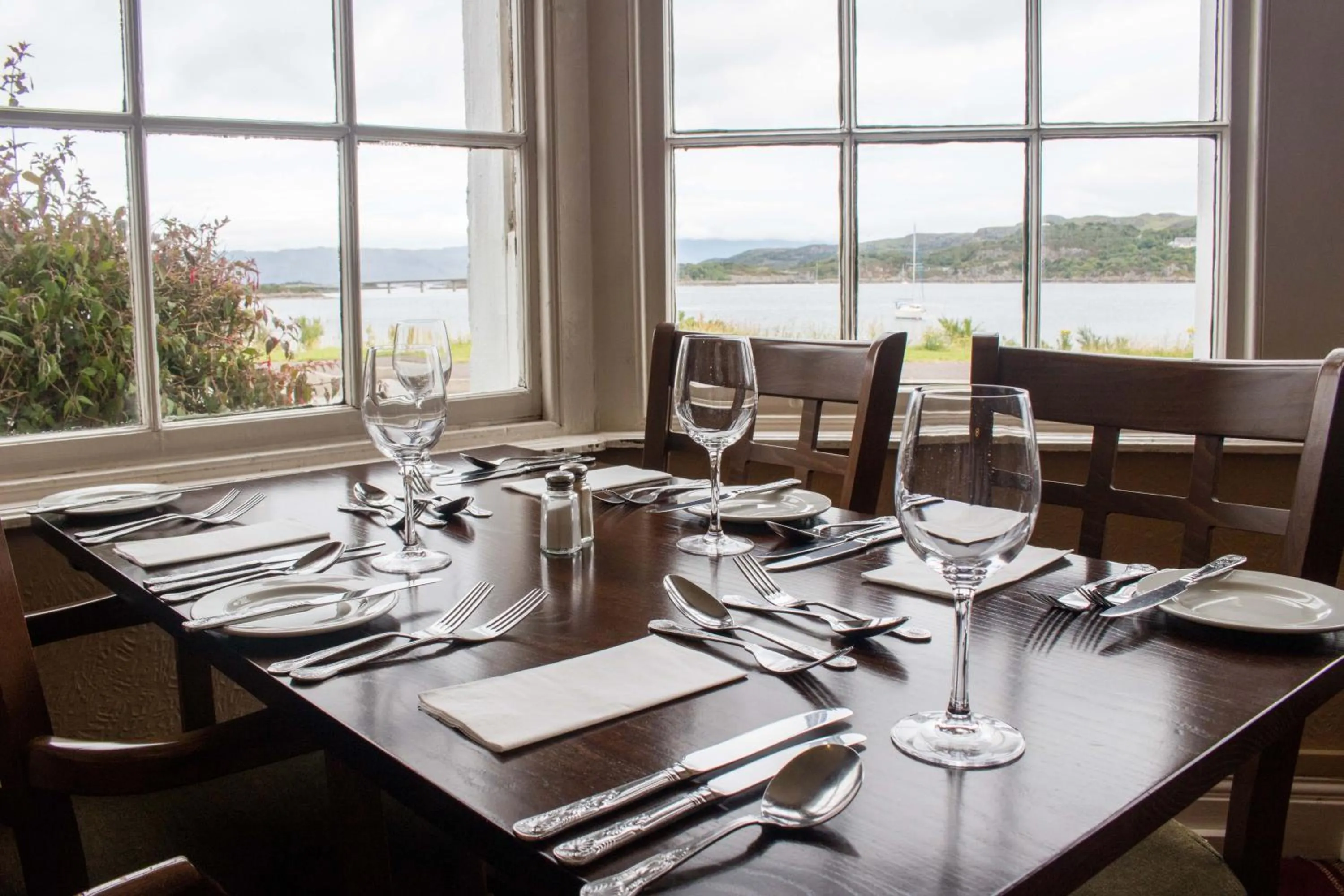 Restaurant/places to eat in Kings Arms Hotel - A Bespoke Hotel