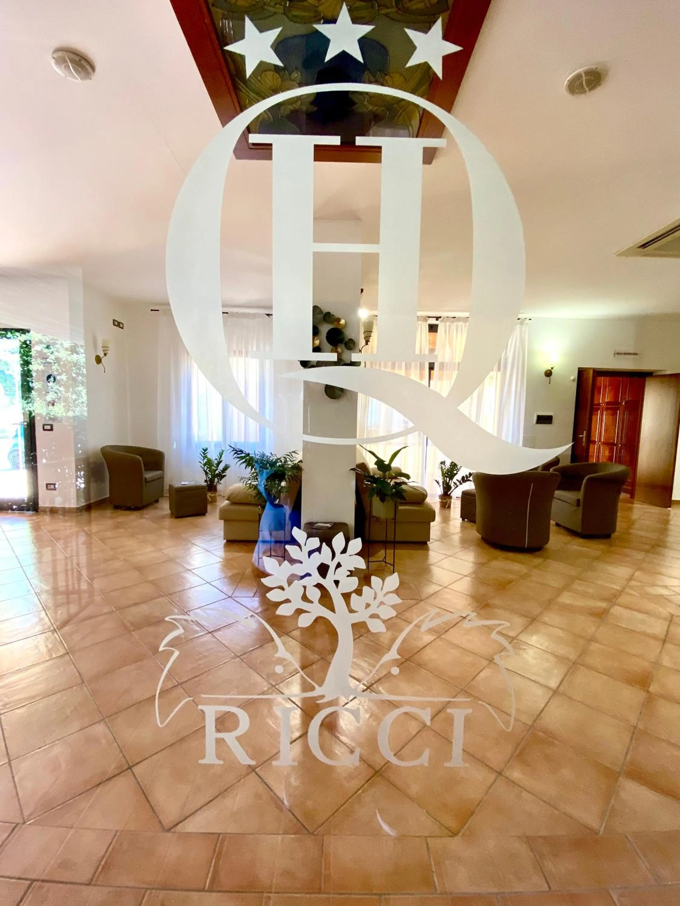 Lobby or reception in Hotel Ristorante Le Querciolaie dei Ricci