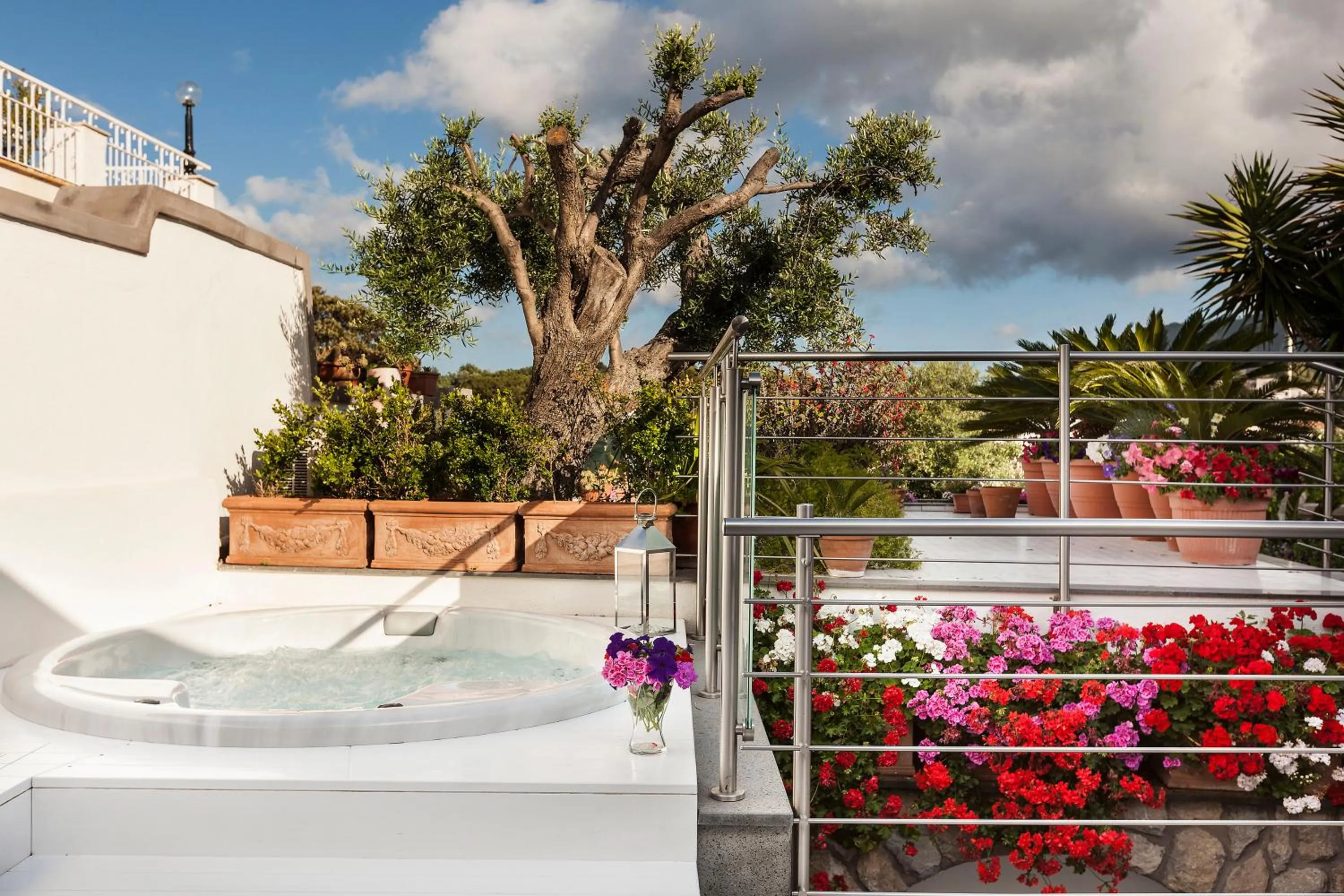 Swimming pool in Ischia Blu Resort