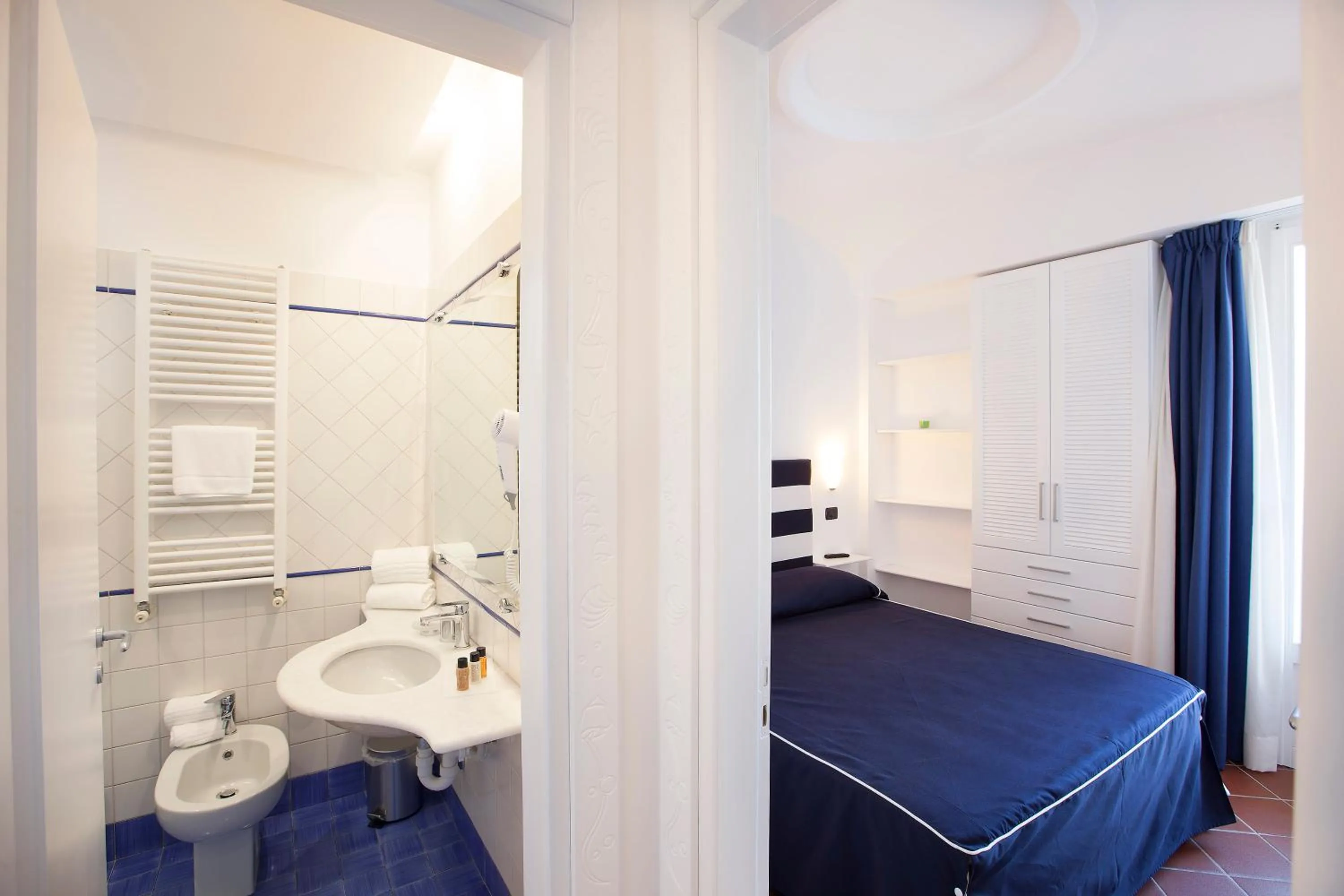 Bedroom, Bed in Ischia Blu Resort