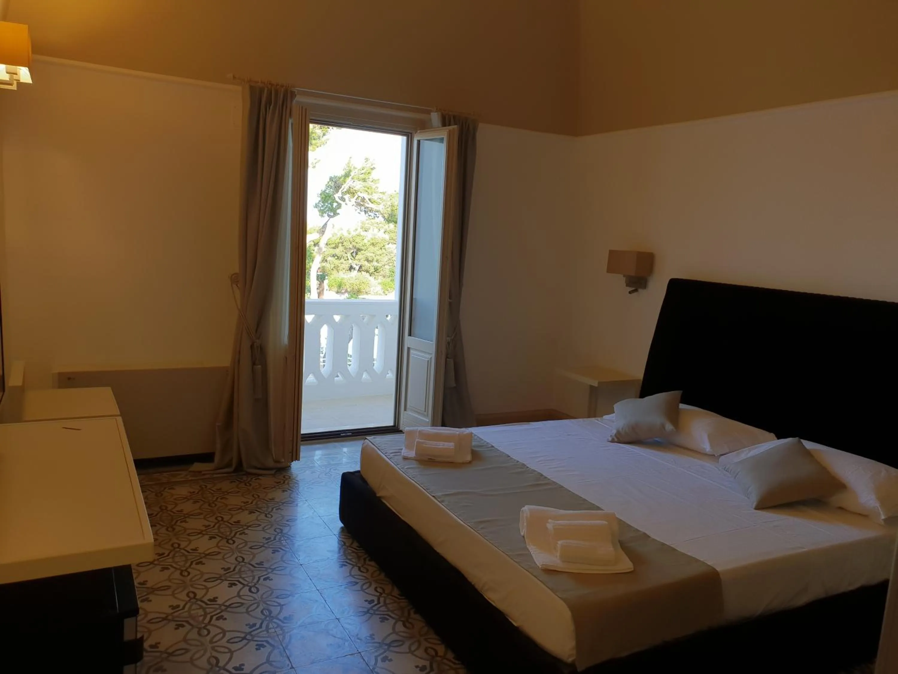 Balcony/Terrace, Bed in Villa Natia