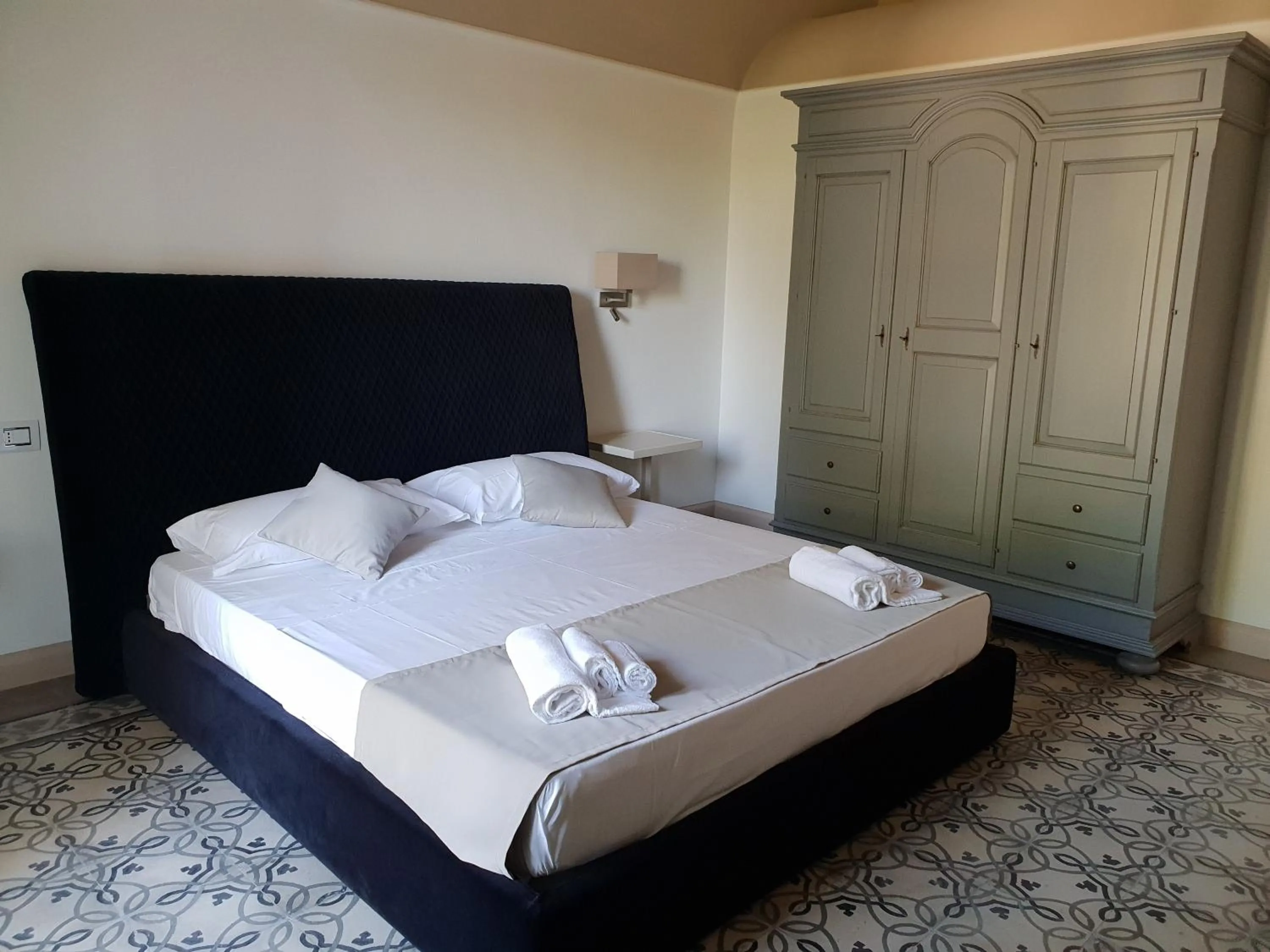 Bedroom, Bed in Villa Natia