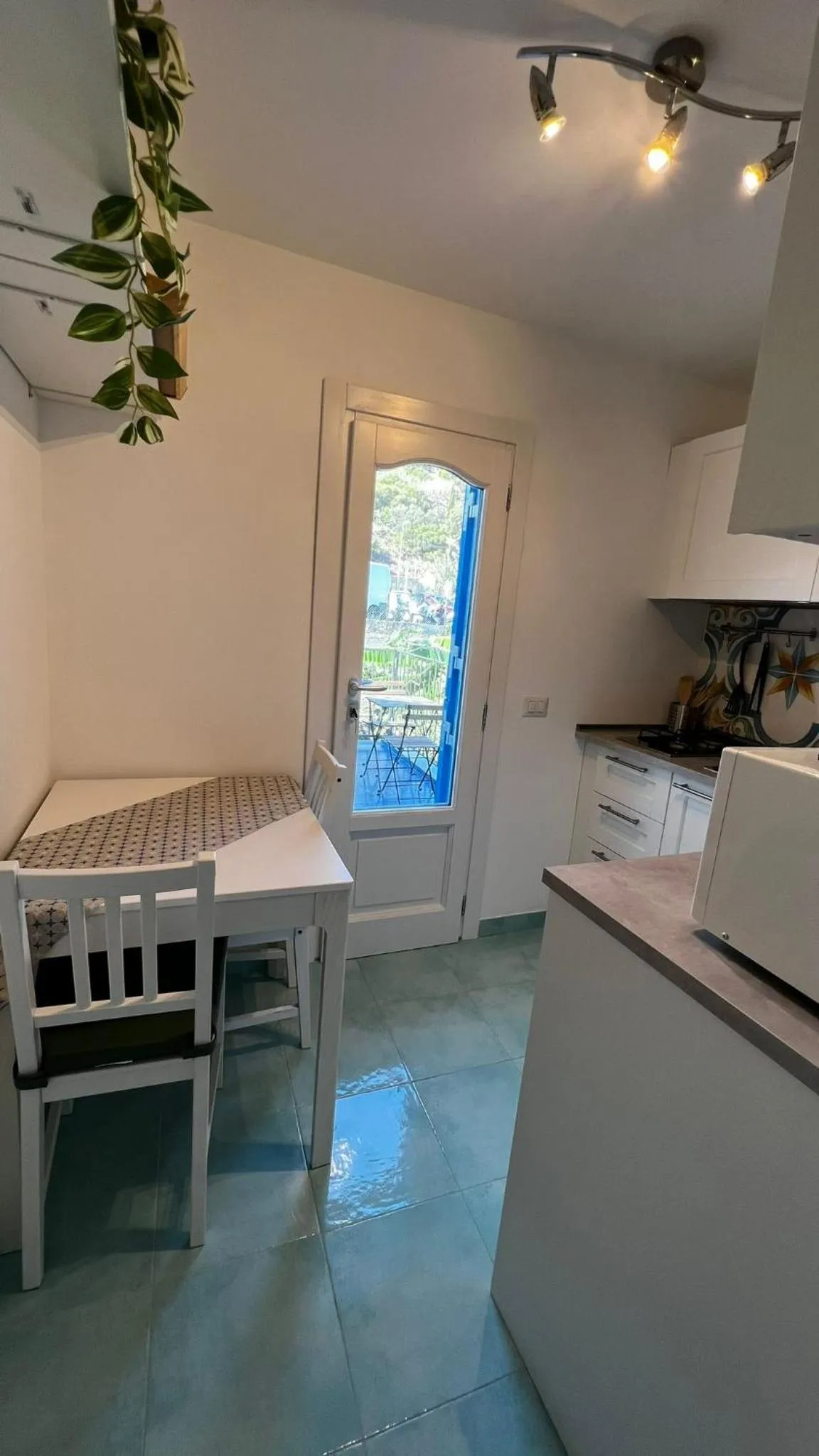 Kitchen or kitchenette in Lo Nardo Accommodation