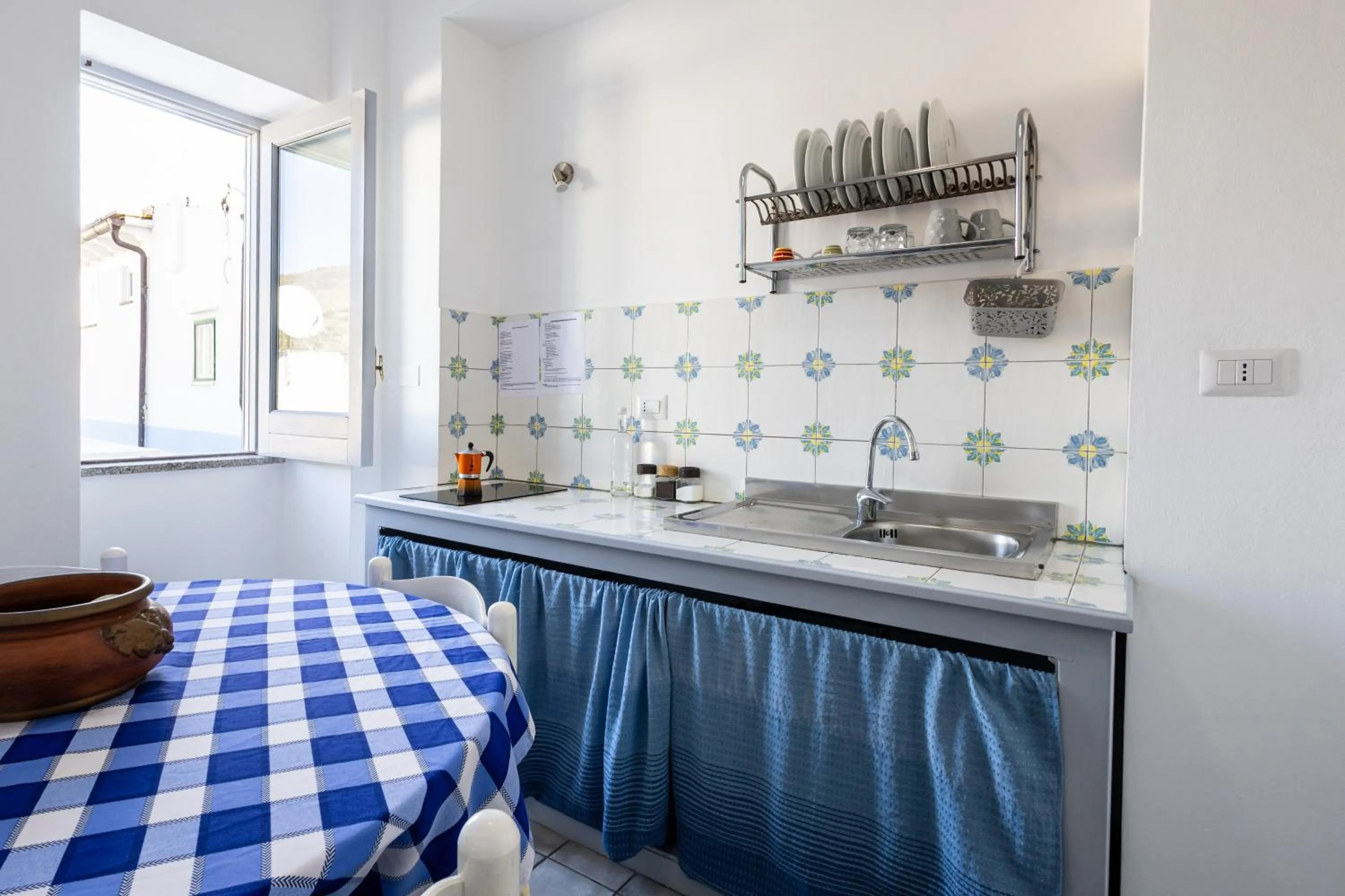 Dining area in Lo Nardo Accommodation