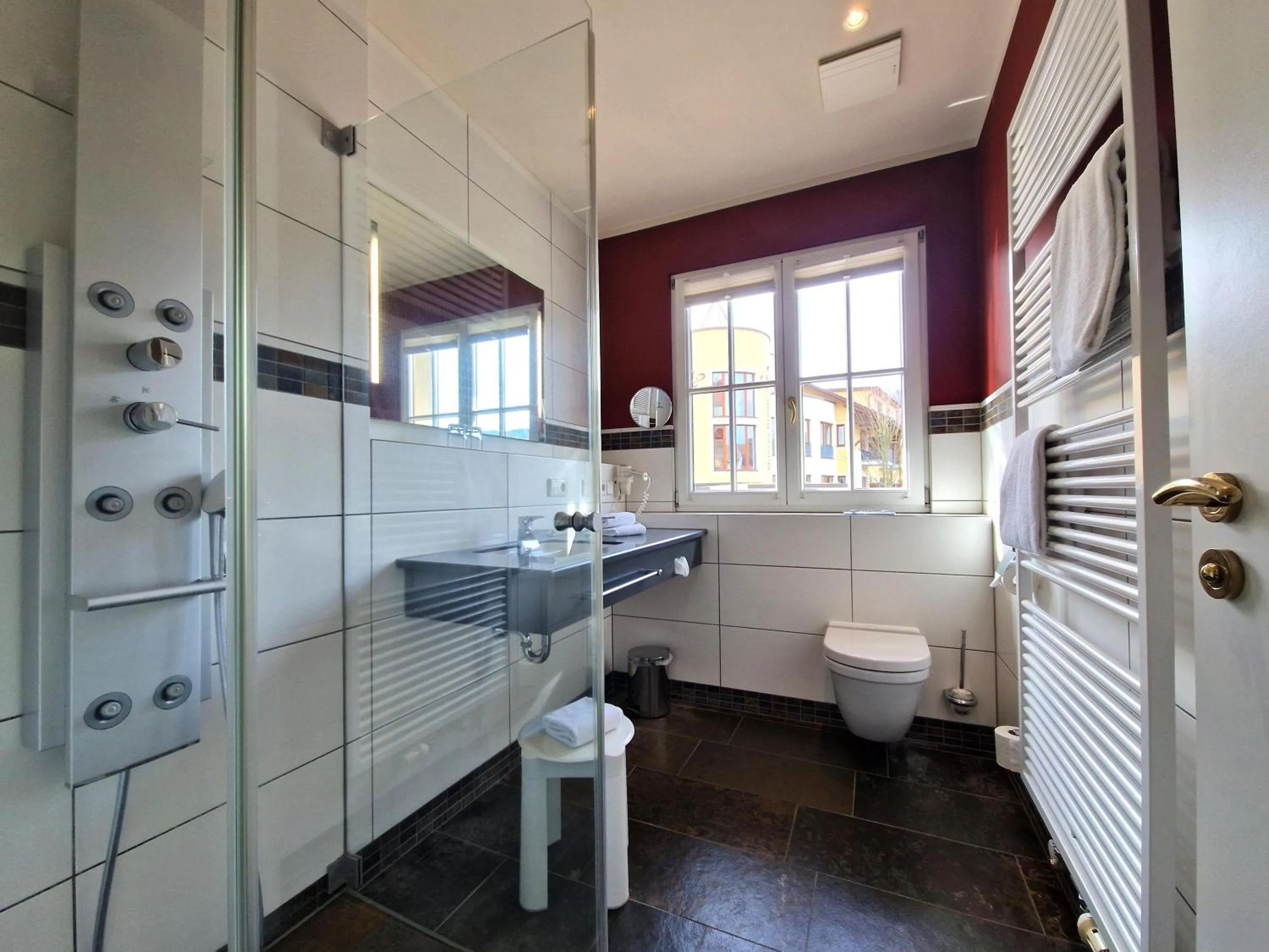 Toilet in Mosers Blume Relax & Genuss Hotel