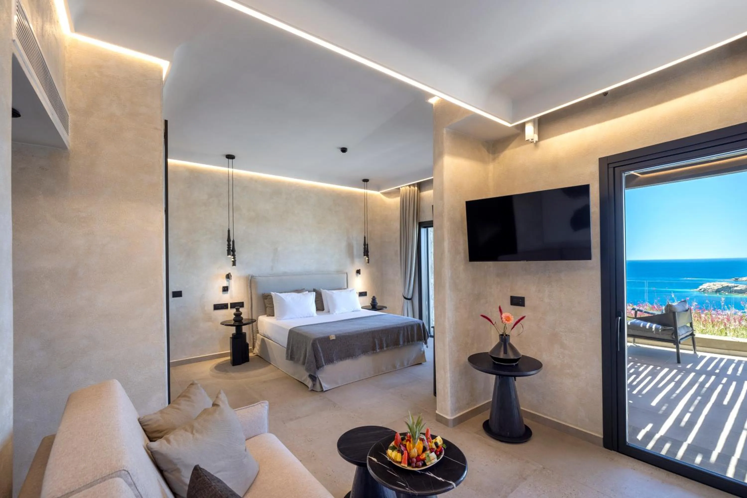 Photo of the whole room, Bed in Tropicana Hotel , Suites & Villas Mykonos