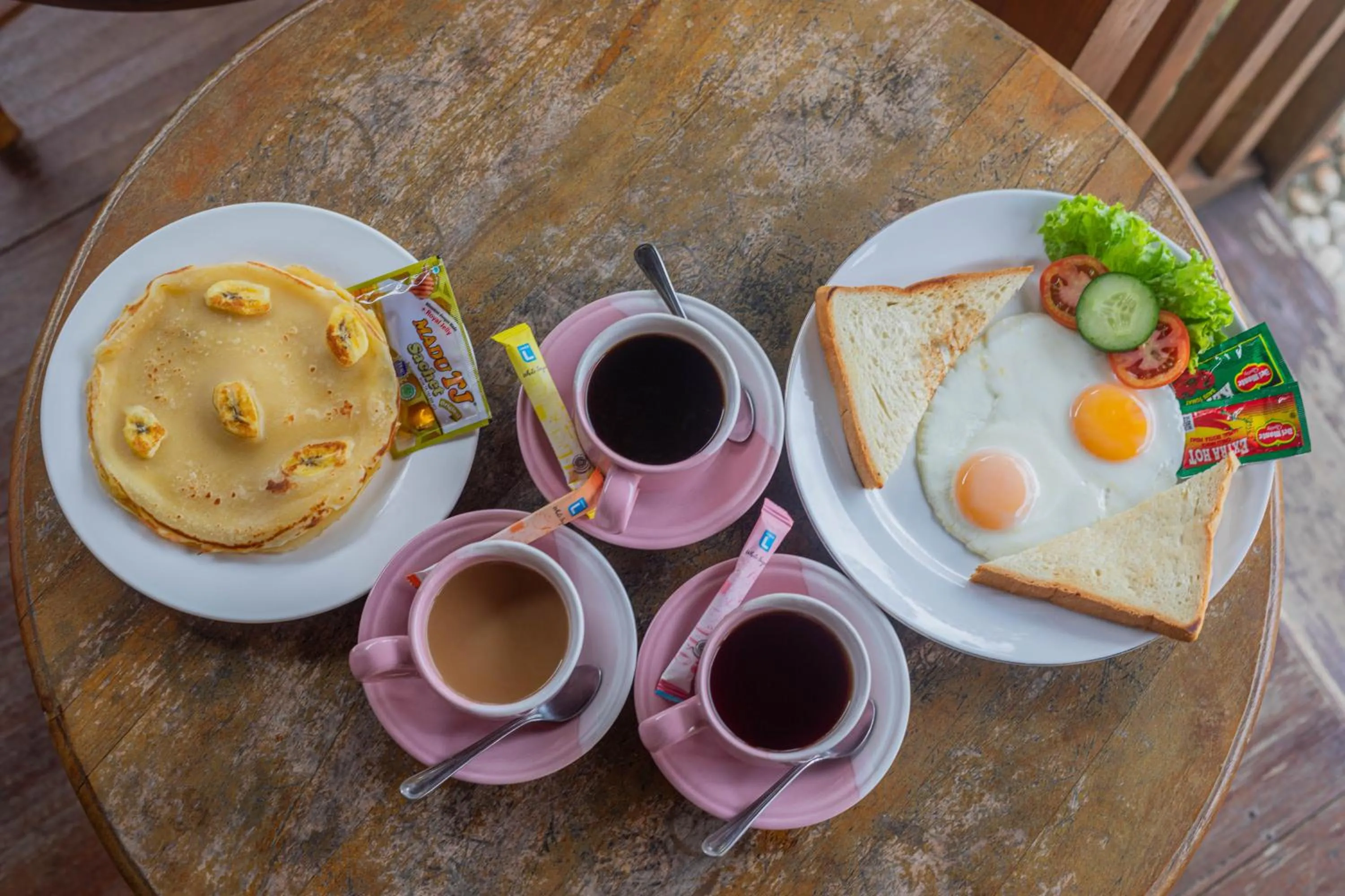 Breakfast in Swan Beach Inn