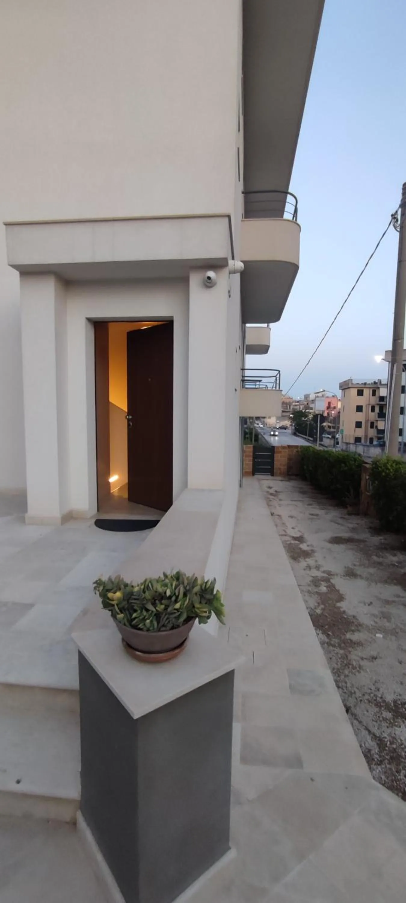 Facade/entrance in Serafini Rooms