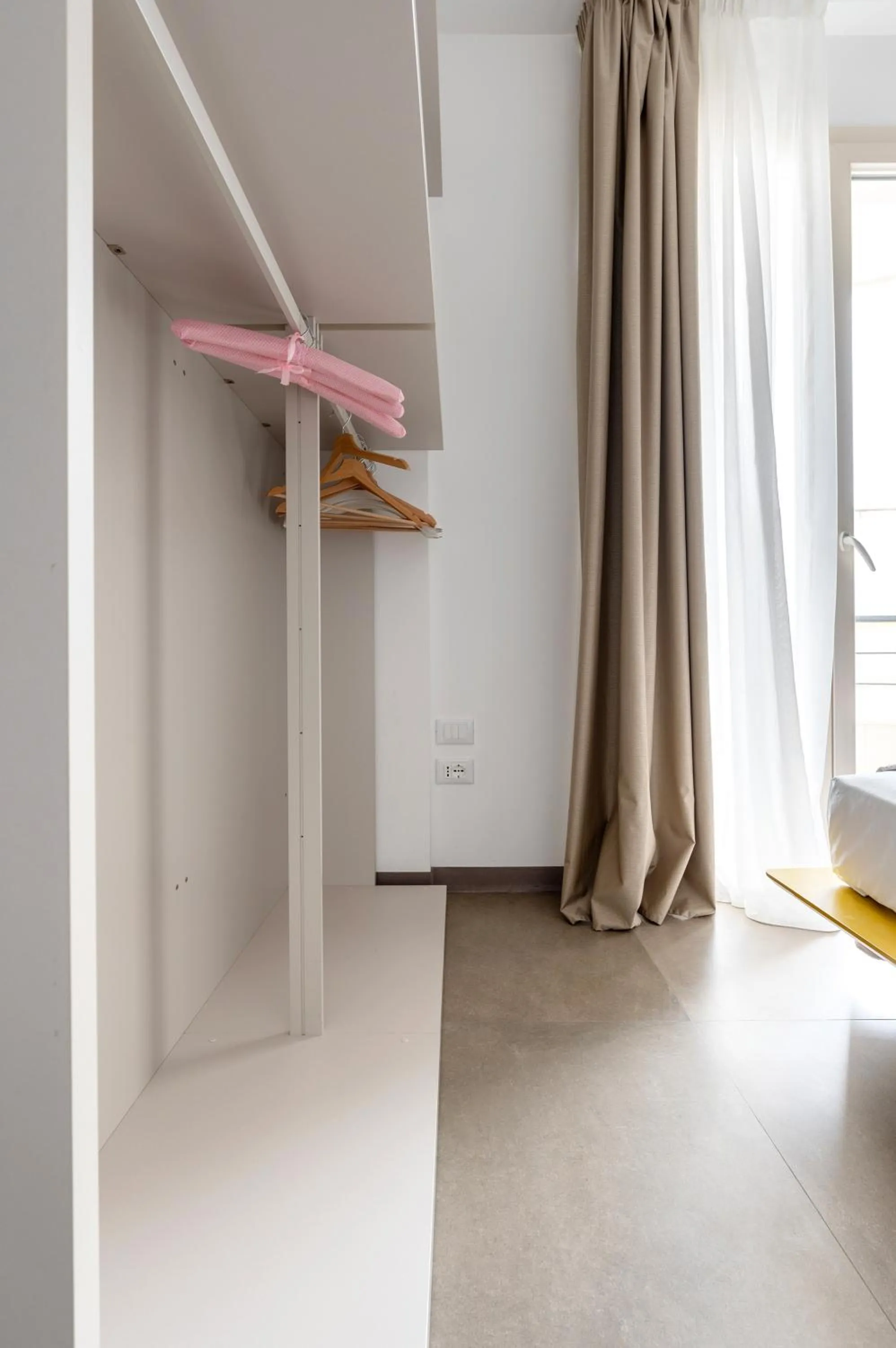 wardrobe in Serafini Rooms