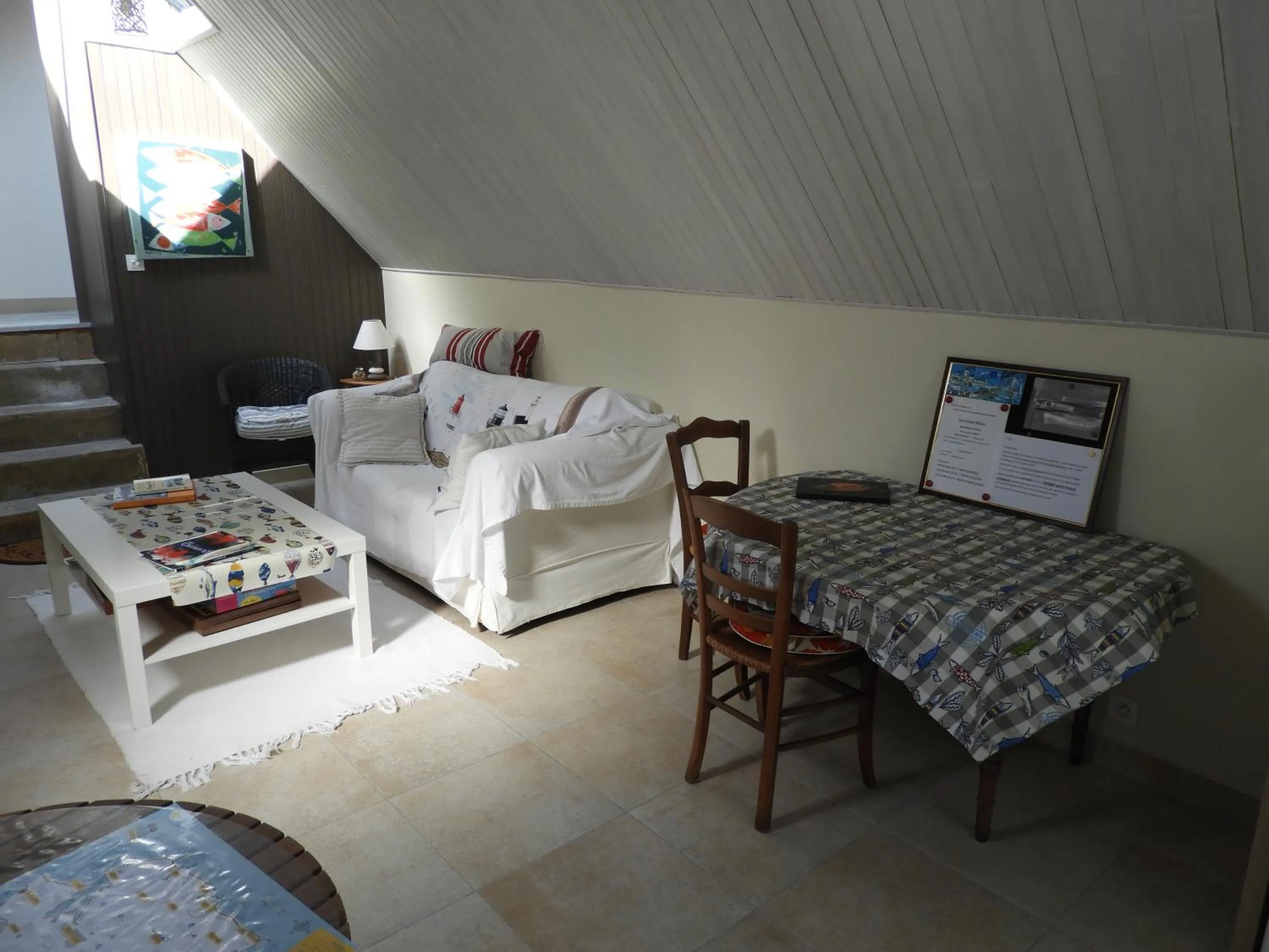 Communal lounge/ TV room in les volets bleus