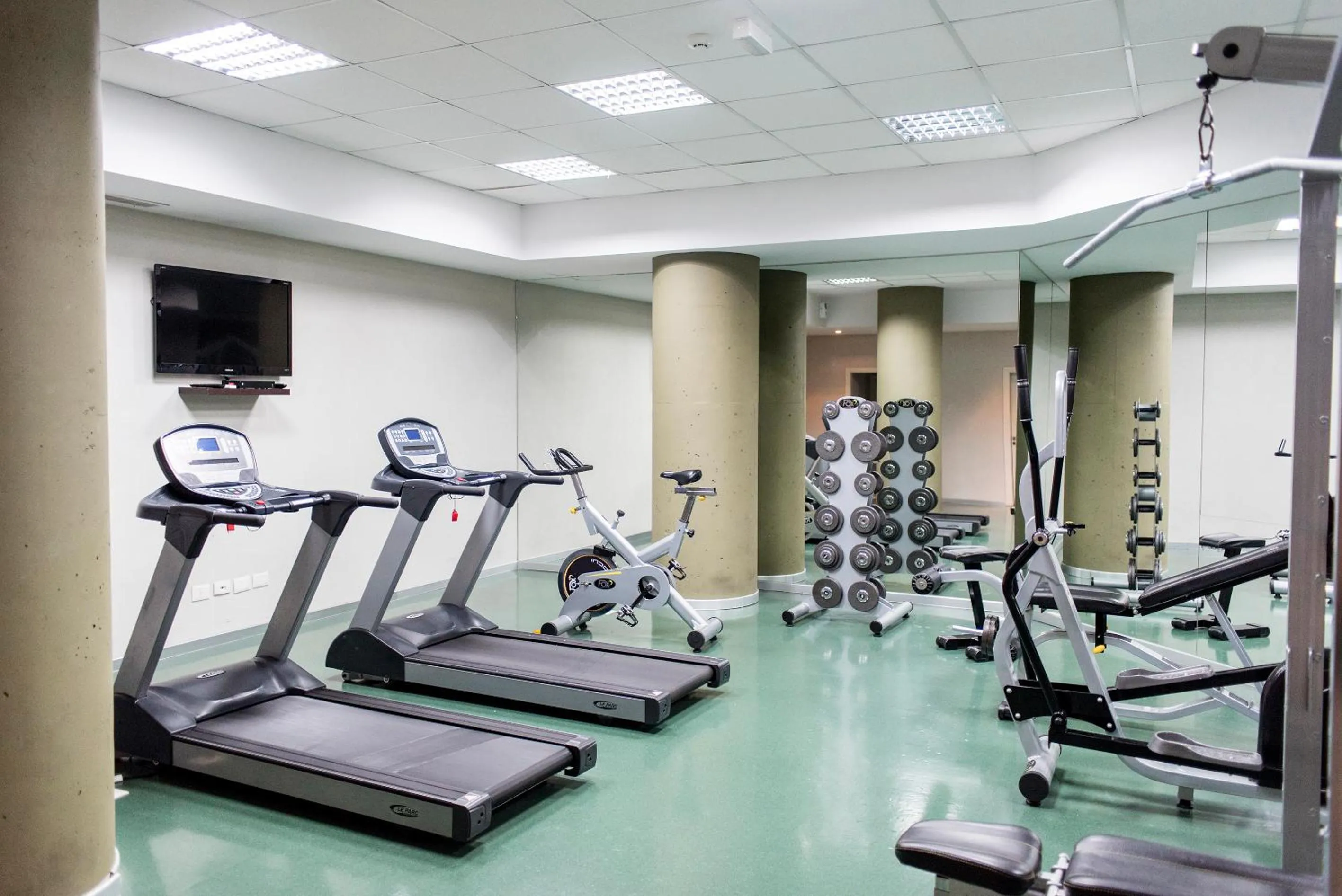 Fitness centre/facilities in Top Rentals WOW Nuñez