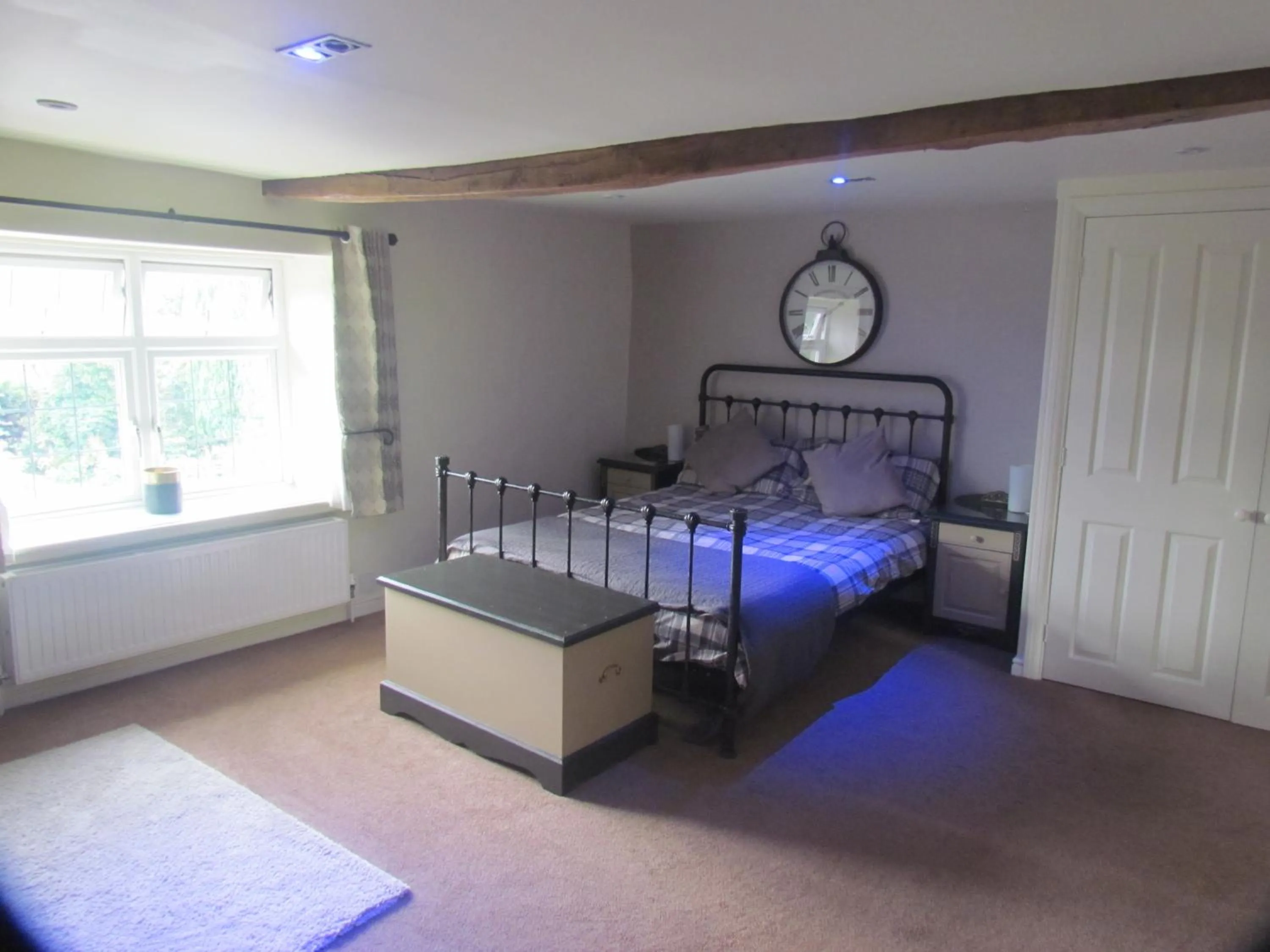 Bed in The Sawley Arms