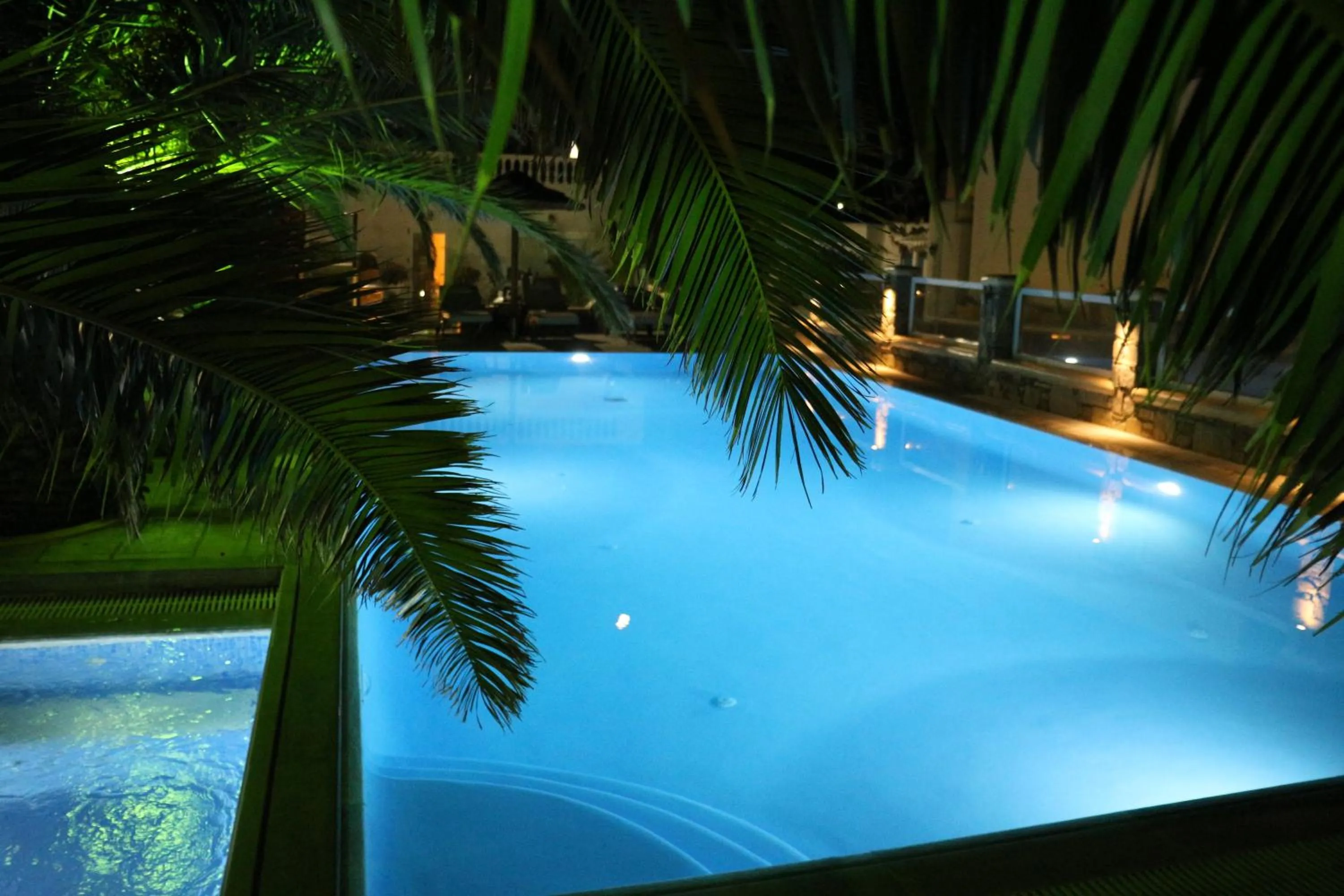 Night in Petinaros Hotel