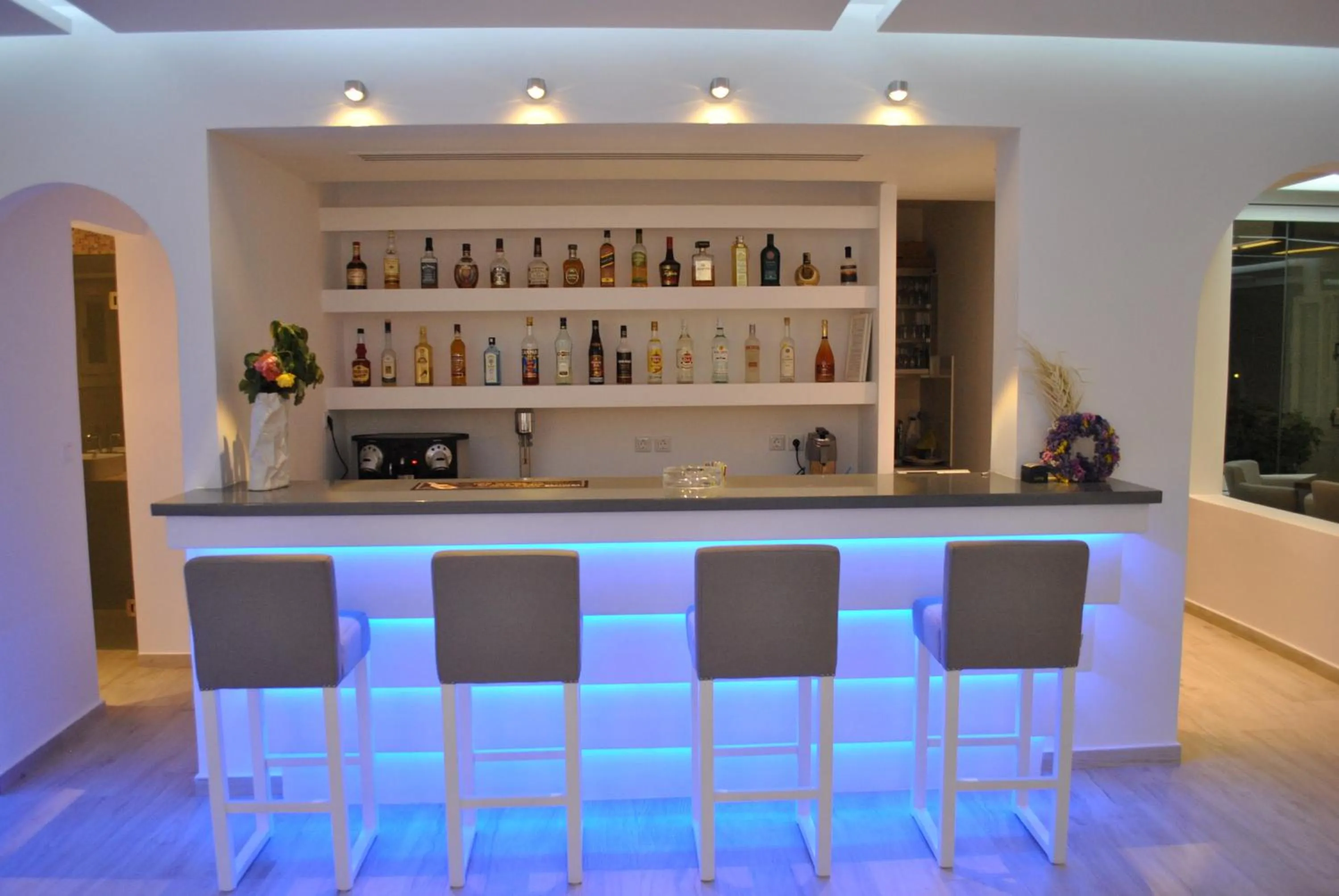 Lounge or bar in Petinaros Hotel