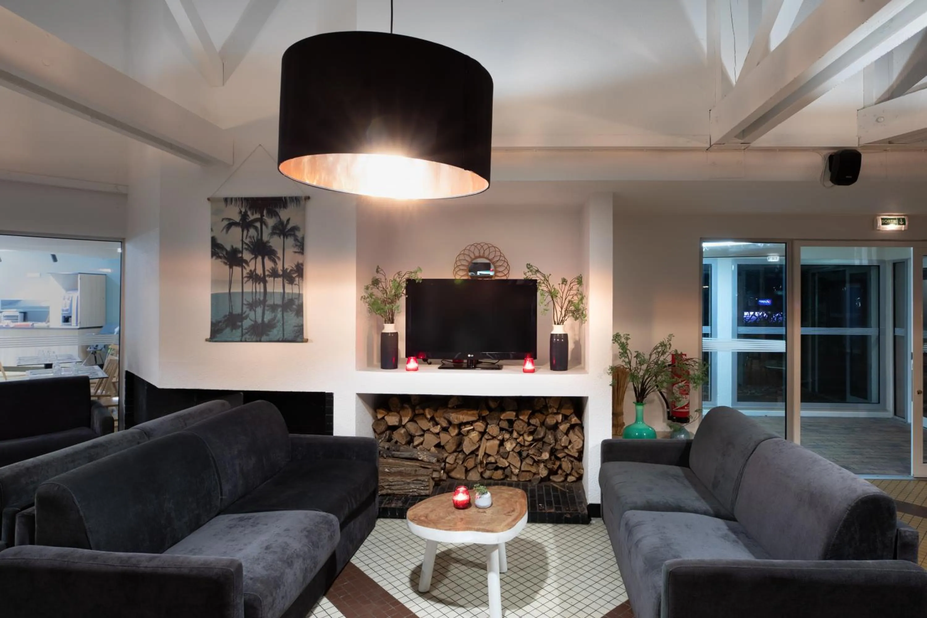 Lounge or bar in SOWELL Family Pignada Plage