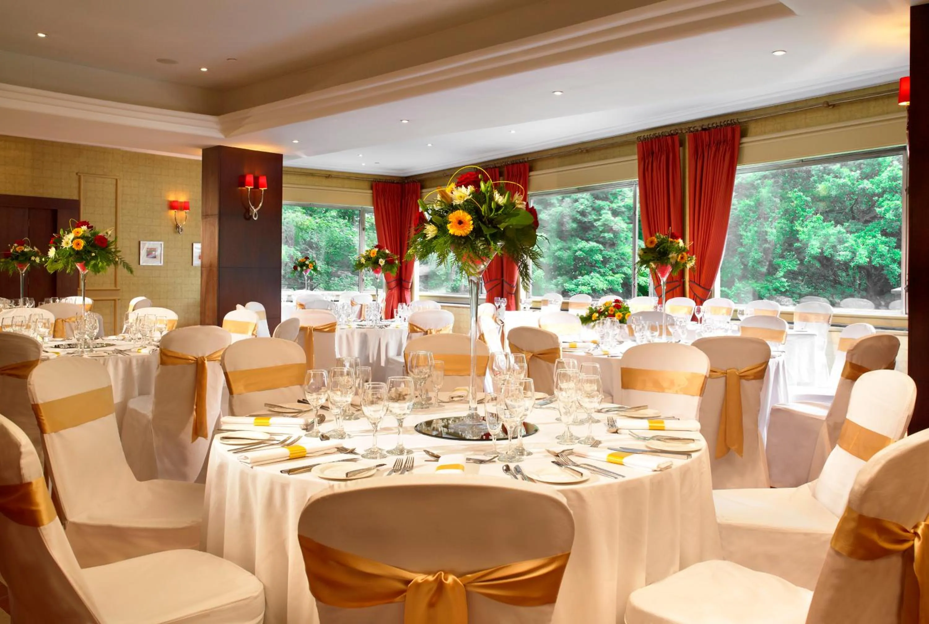 Restaurant/places to eat in Grand Hotel Gosforth Park