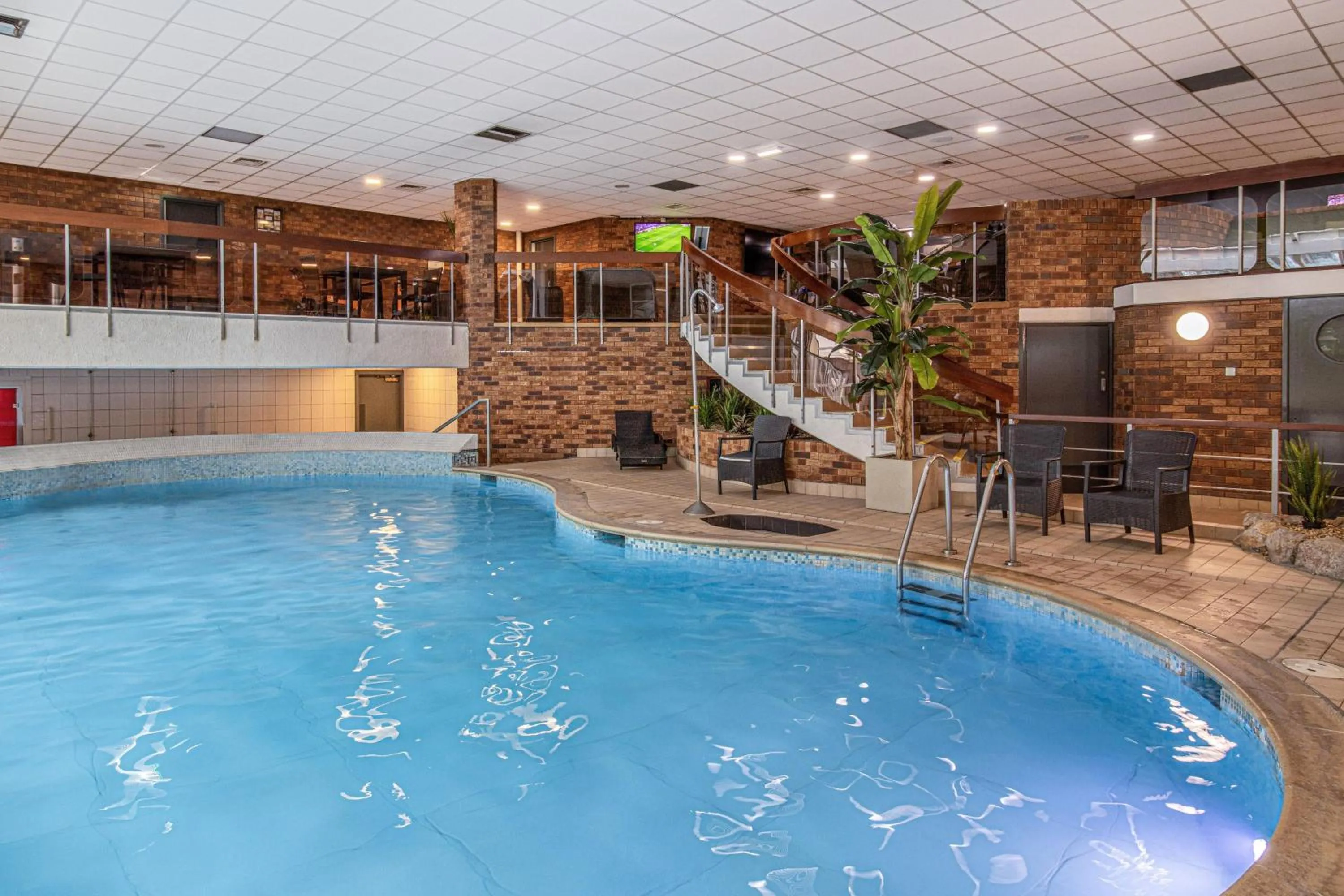 Swimming pool in Grand Hotel Gosforth Park