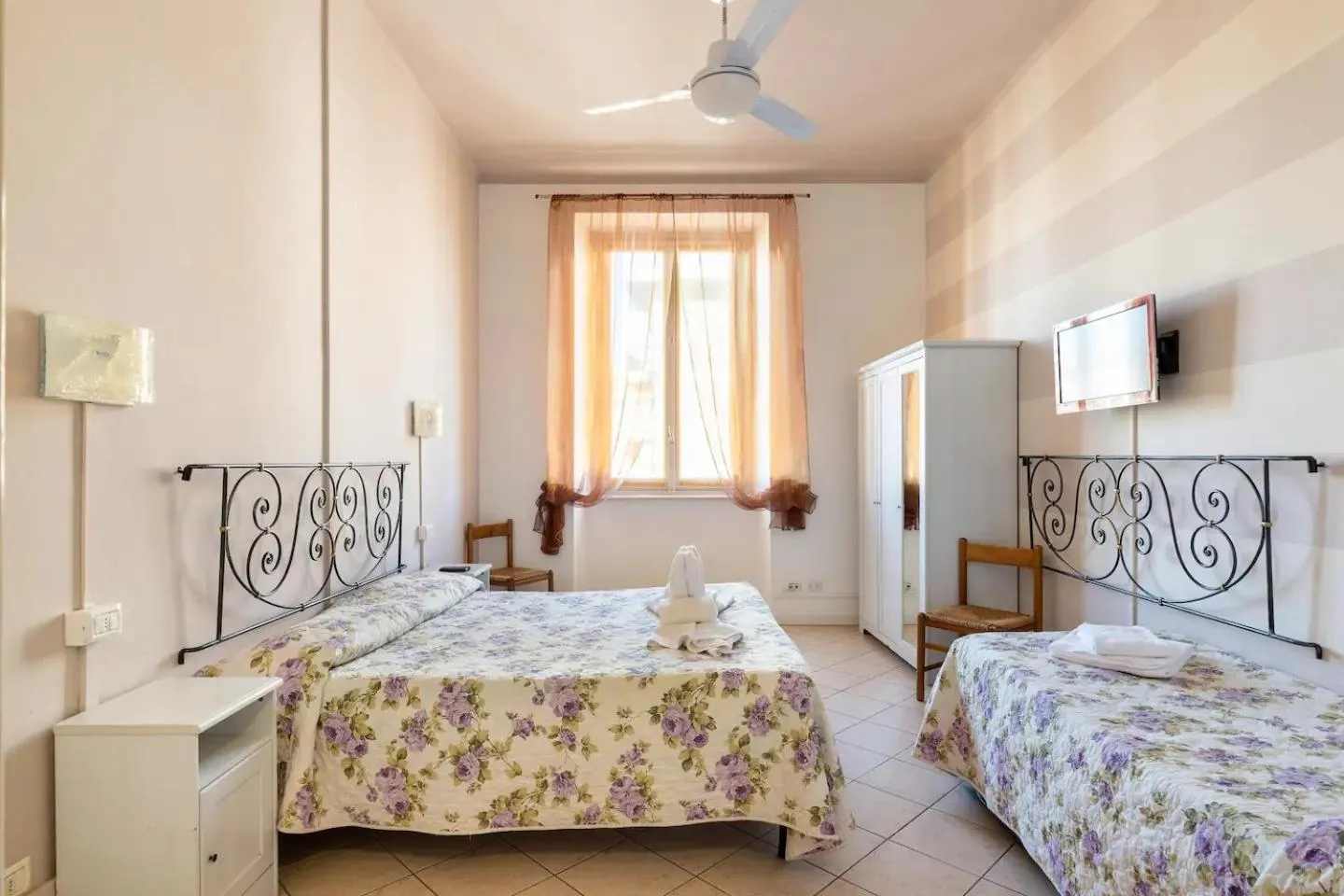 Bed in Stop & Sleep Bergamo