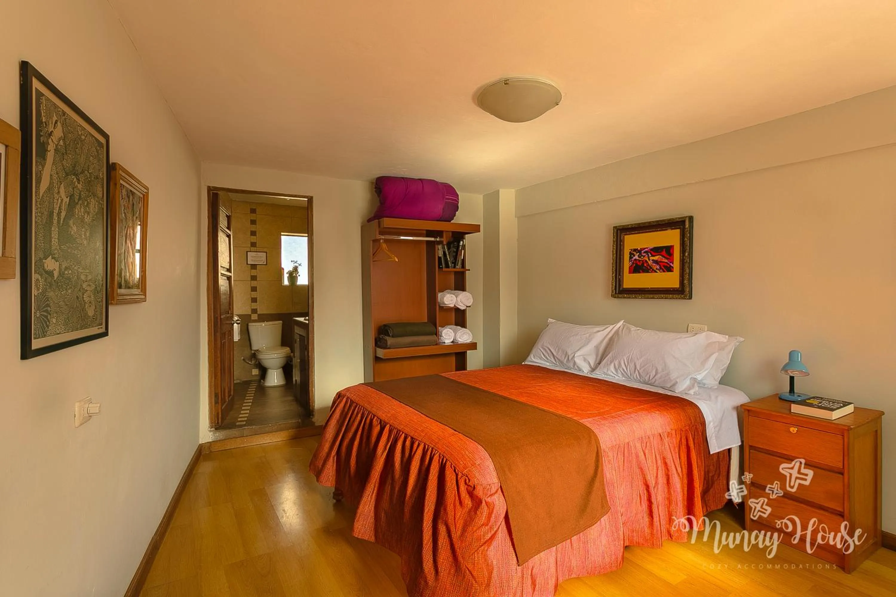 Photo of the whole room, Bed in Munay House, apartment in the center of Cusco