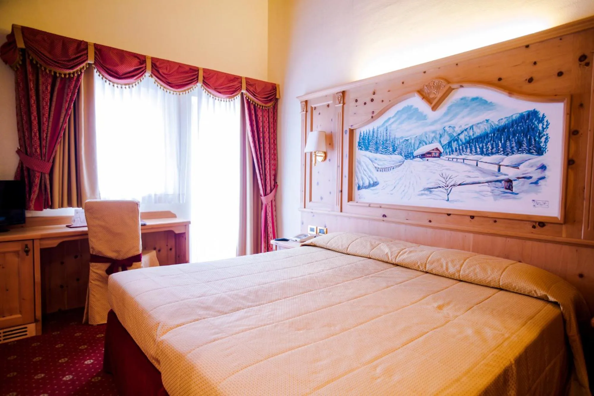 Bed in Albergo Dimaro Wellness Hotel