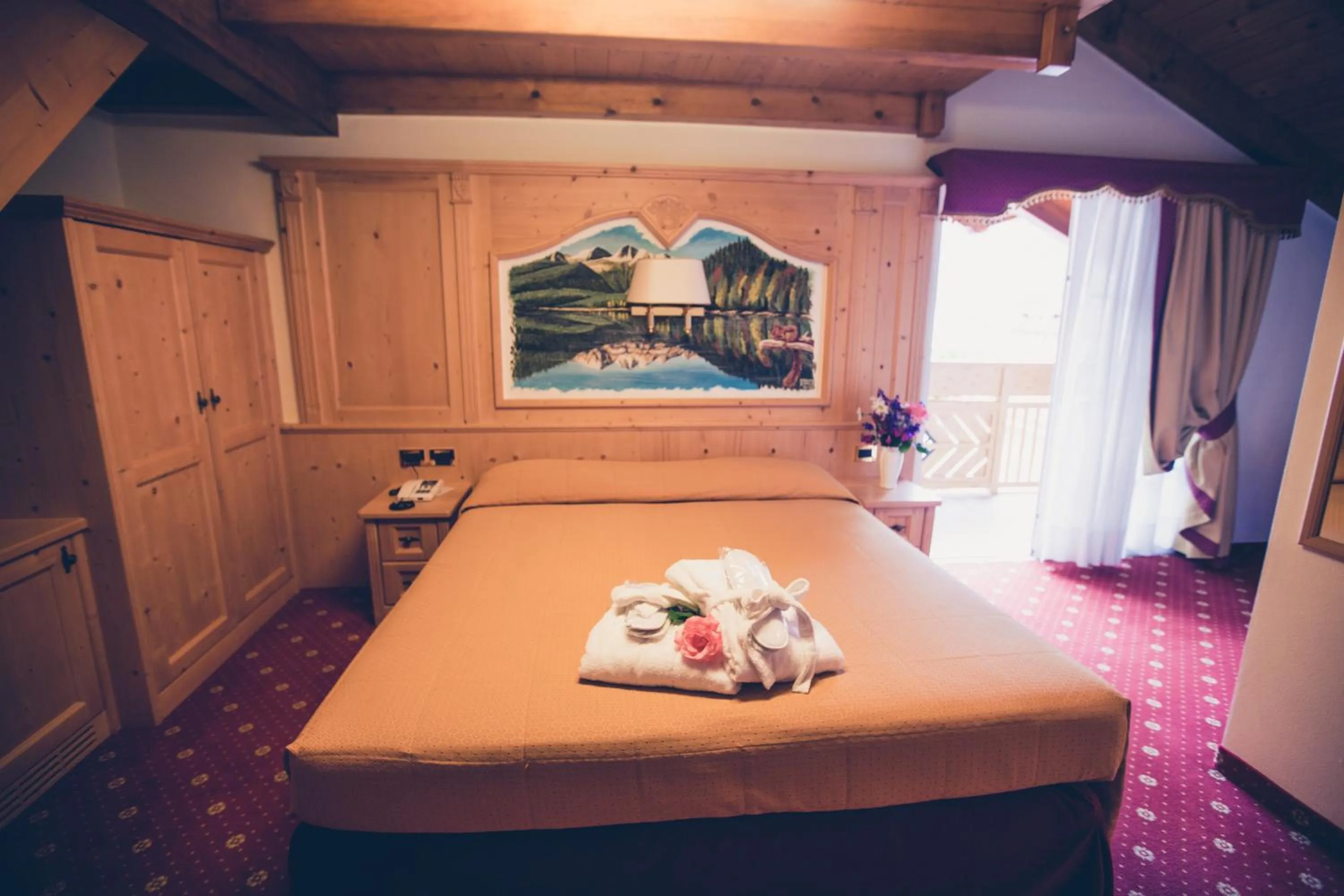 Bed in Albergo Dimaro Wellness Hotel