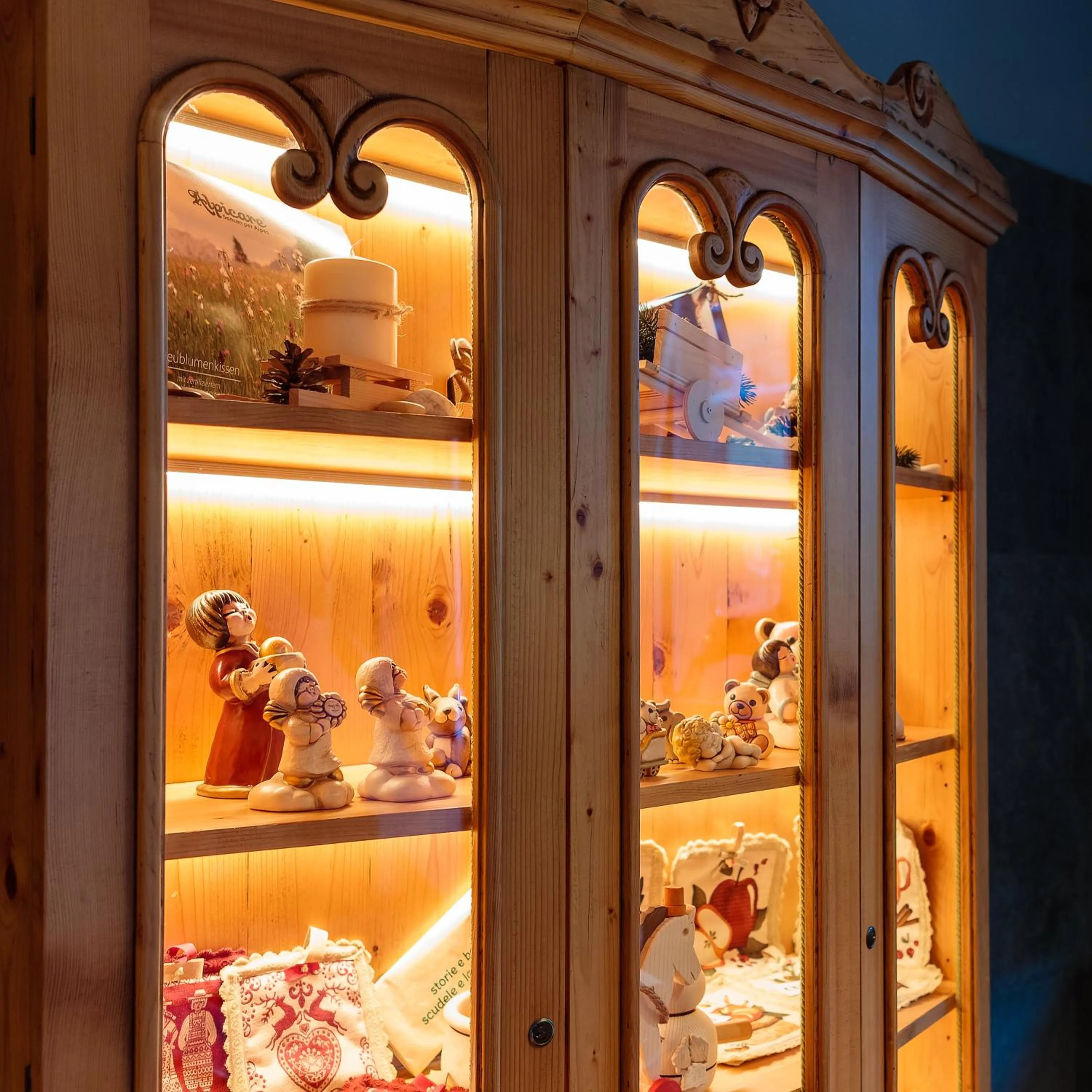 Lobby or reception in Albergo Dimaro Wellness Hotel