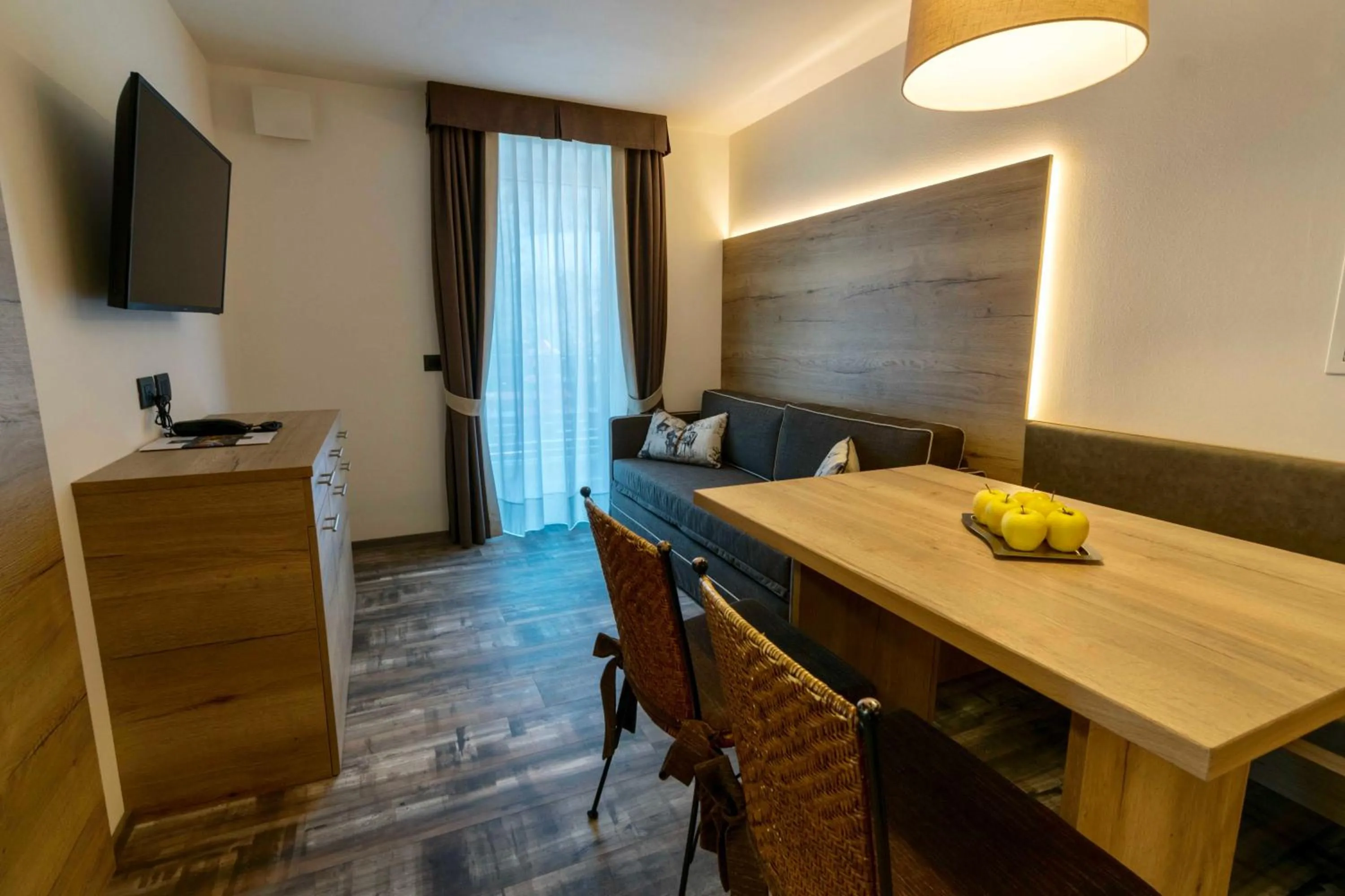 Dining area in Albergo Dimaro Wellness Hotel