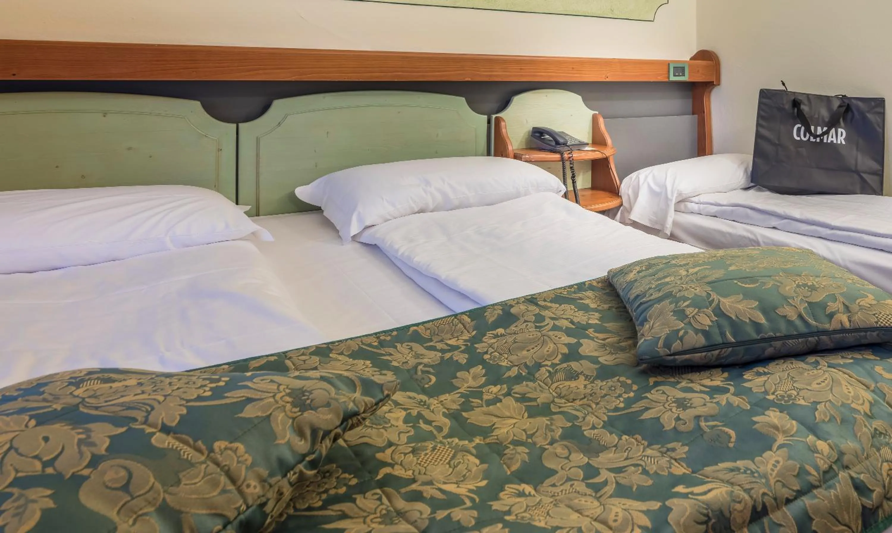 Bed in Albergo Dimaro Wellness Hotel