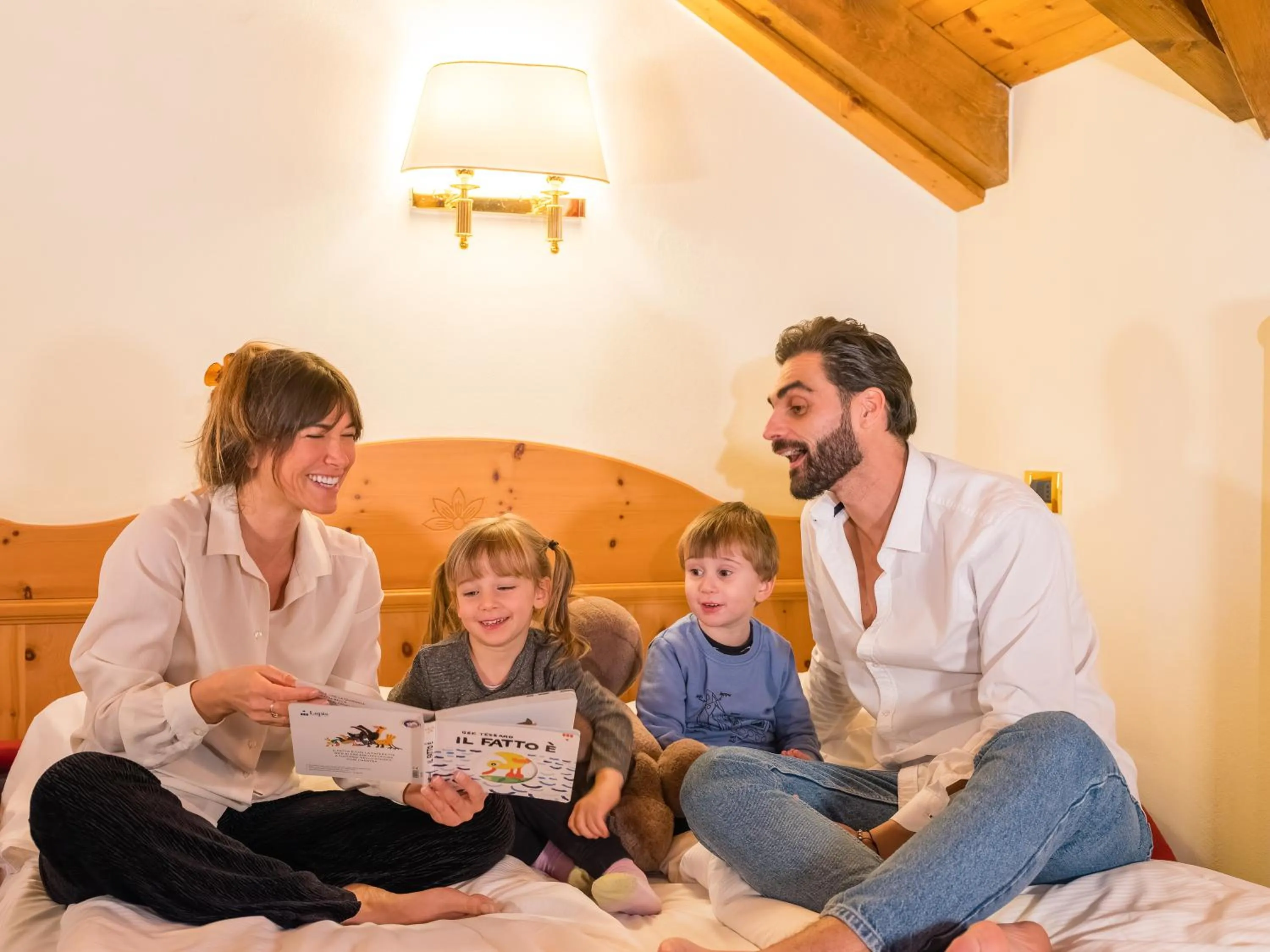 Bed in Albergo Dimaro Wellness Hotel