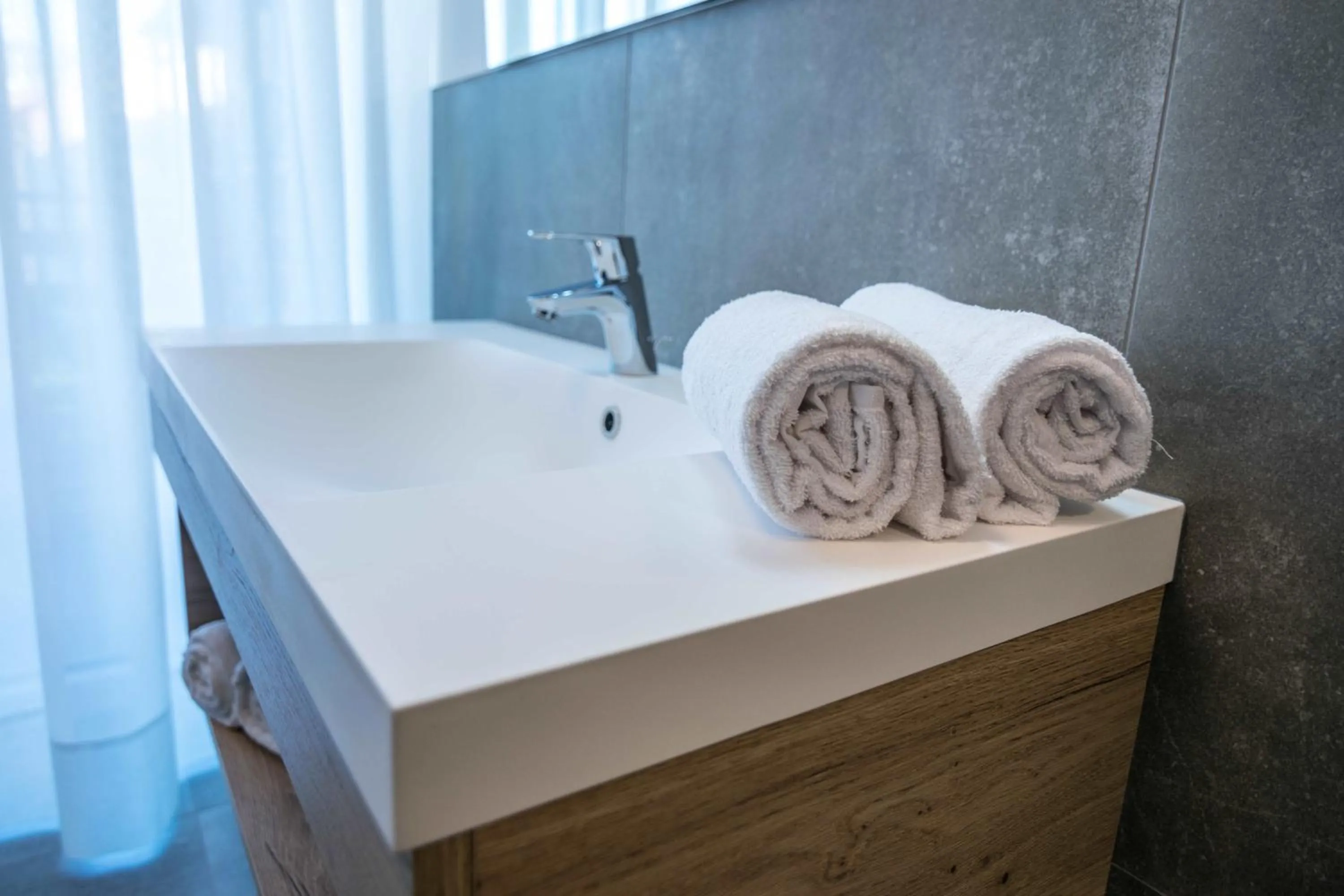 Shower in Albergo Dimaro Wellness Hotel