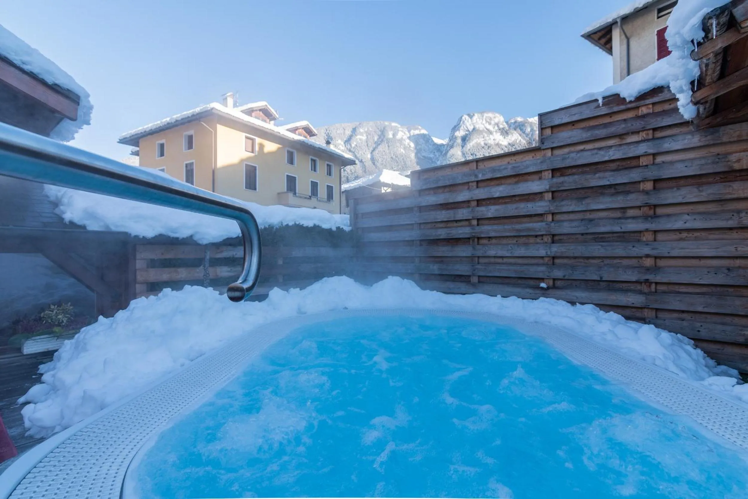Winter in Albergo Dimaro Wellness Hotel