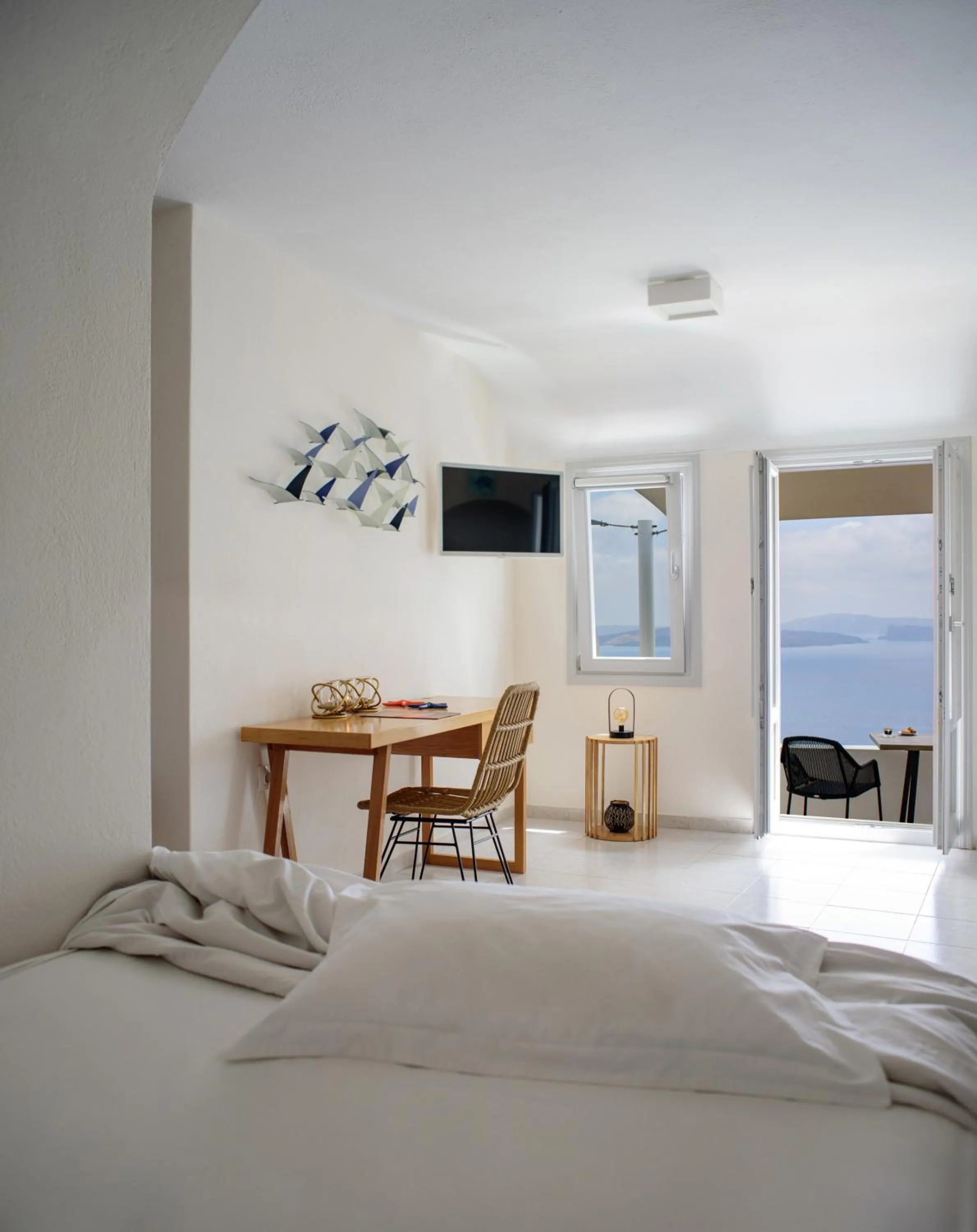 Bedroom, Bed in Strogili