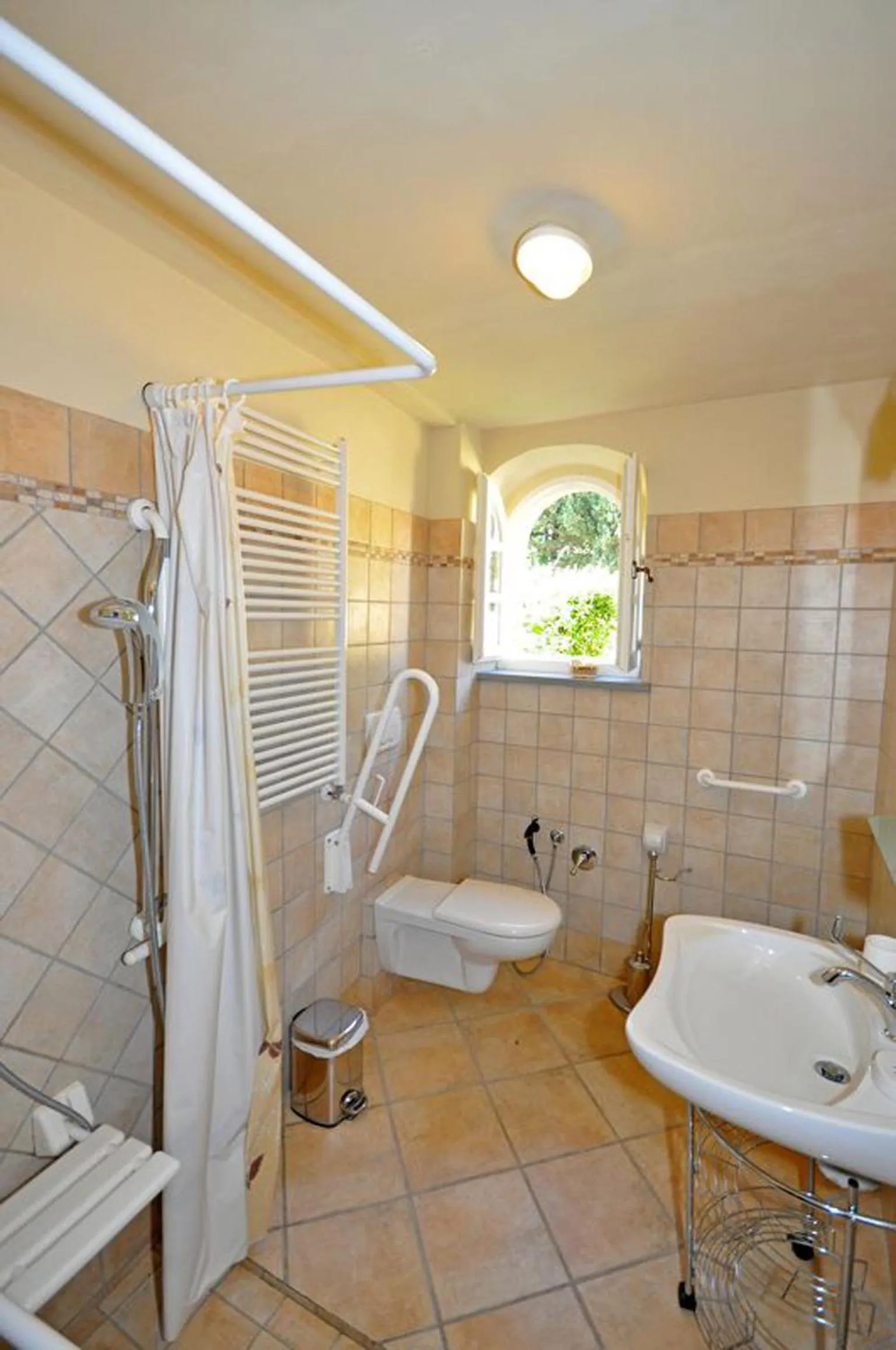 Bathroom in Relais Villa Sensano
