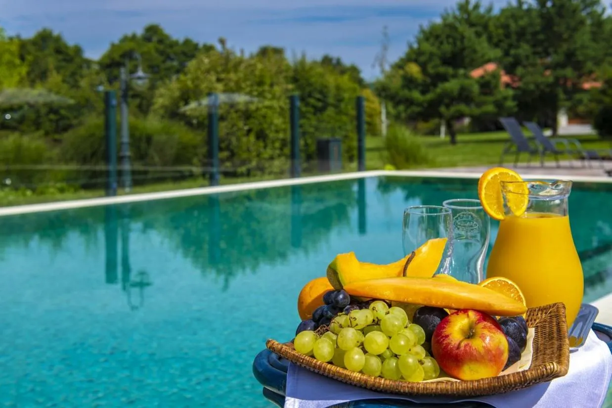 Open Air Bath in Hotel Forest Hills